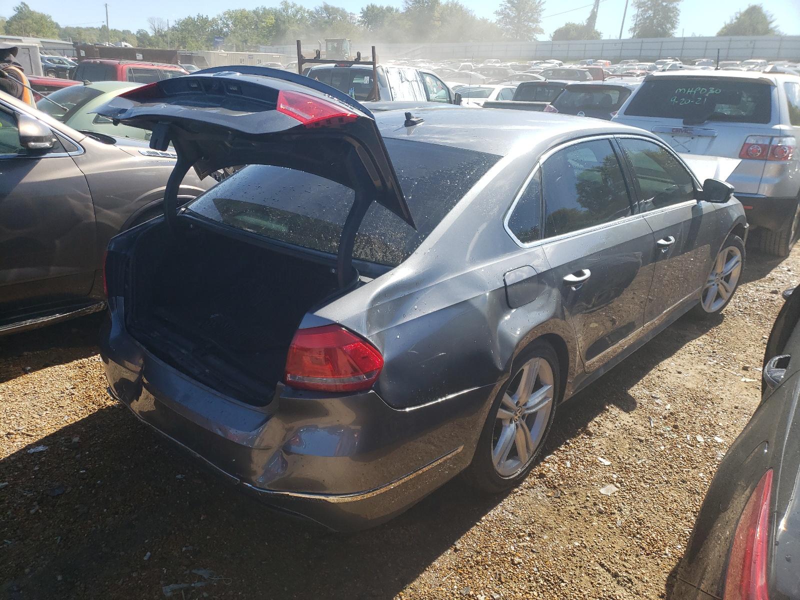 2014 Volkswagen Passat Sel - Image 4