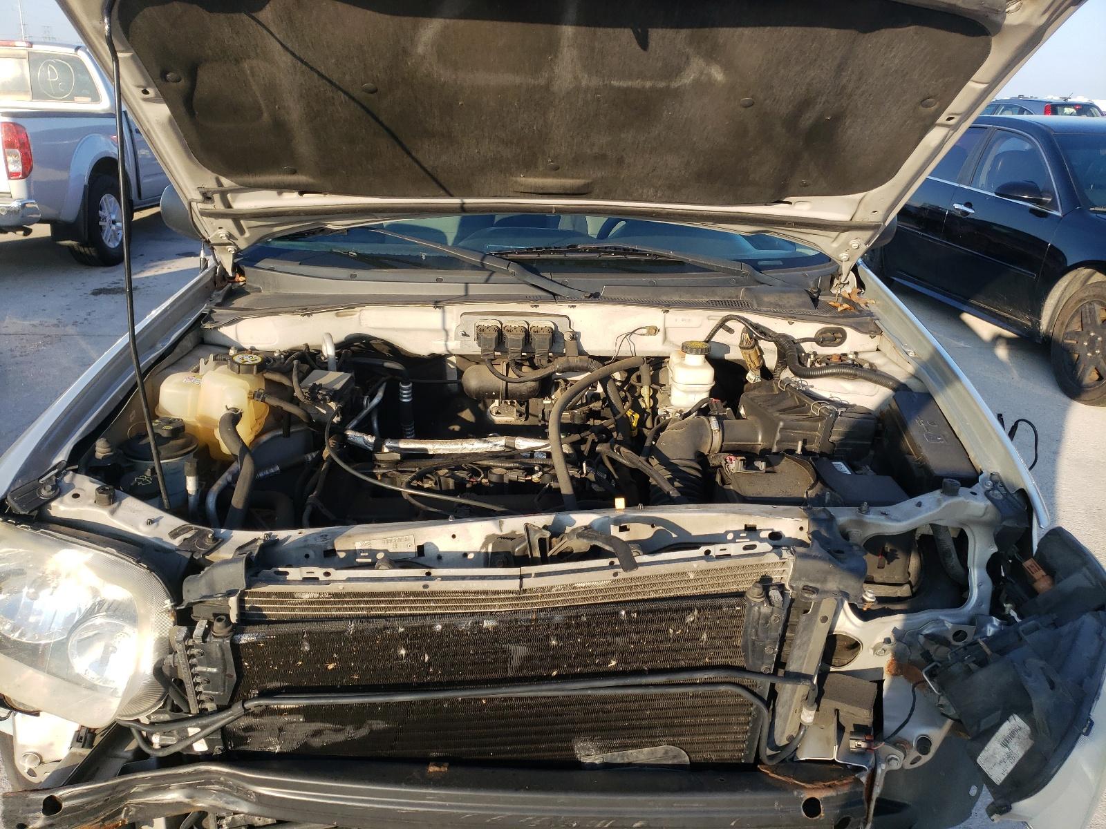 2005 Ford Escape Xls - Image 7