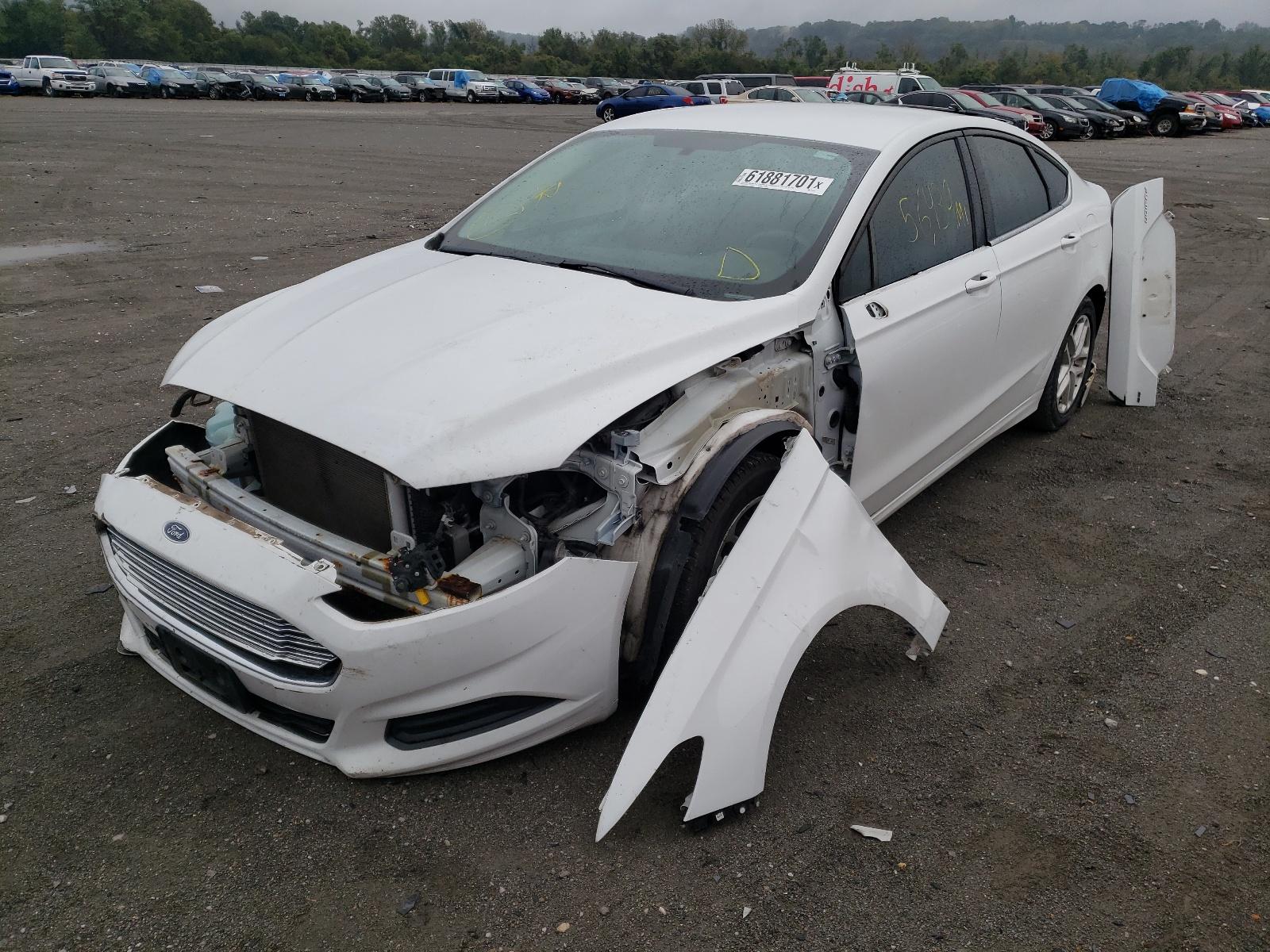 2016 Ford Fusion Se - Фото 2