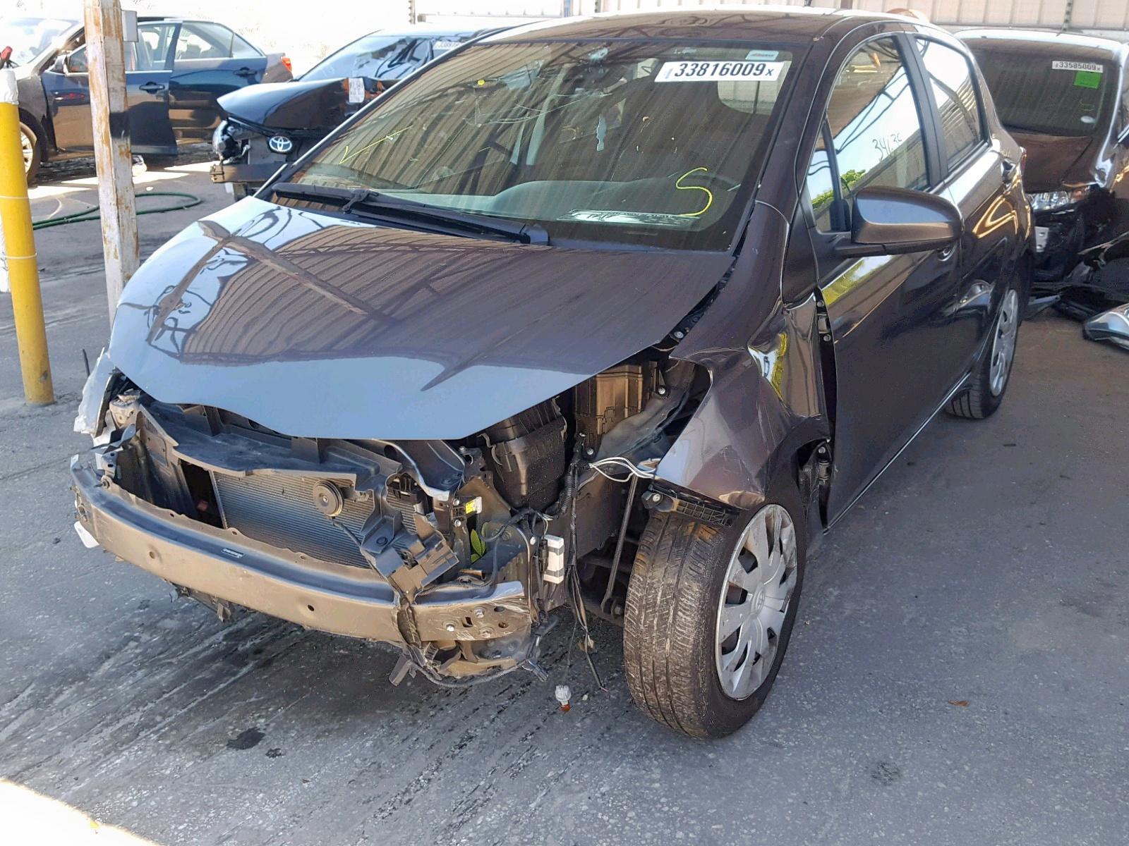 2017 Toyota Yaris L - Фото 2