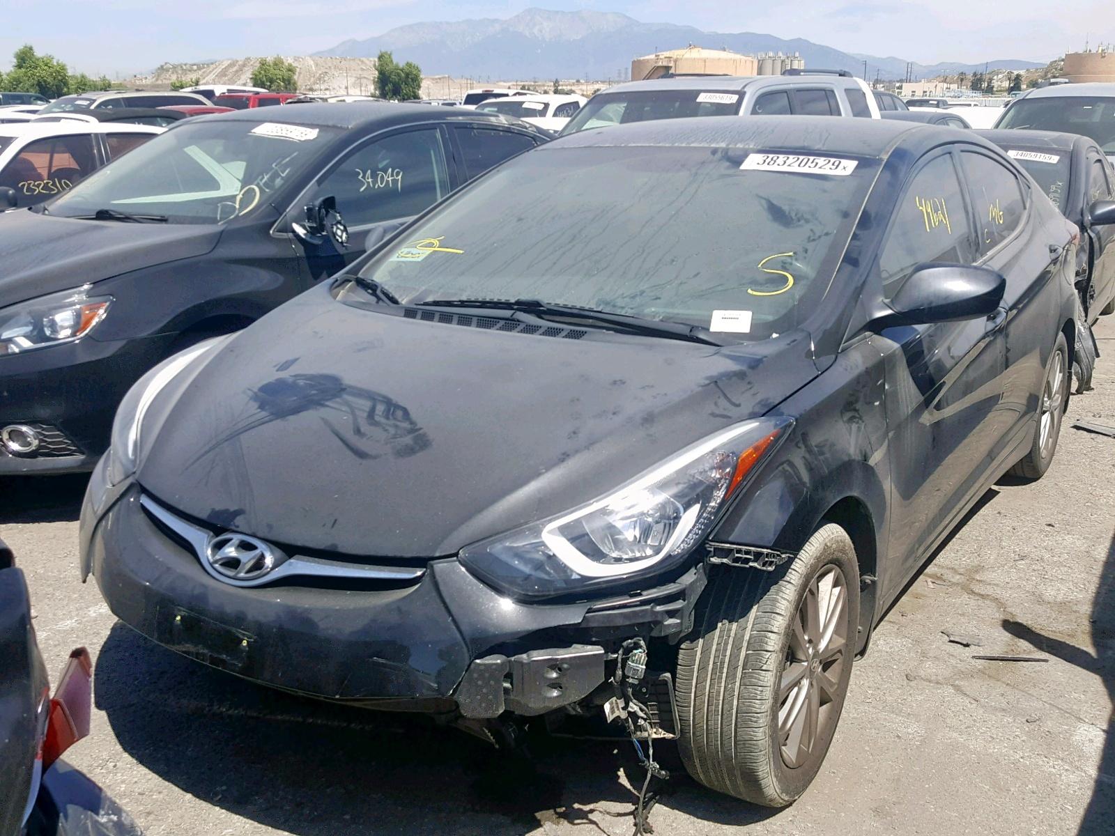 2016 Hyundai Elantra Se - Фото 2