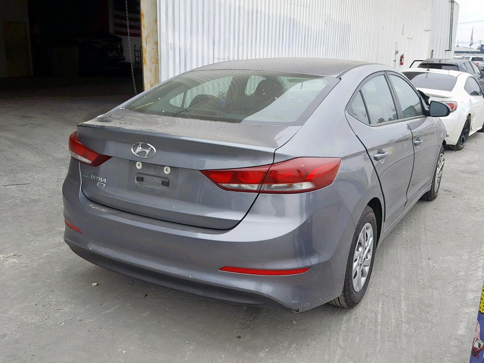 2018 Hyundai Elantra Se - Фото 4