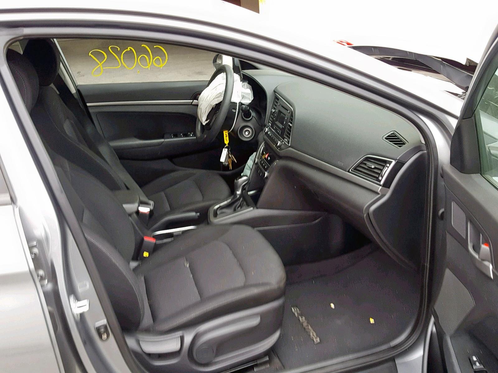 2018 Hyundai Elantra Se - Фото 5