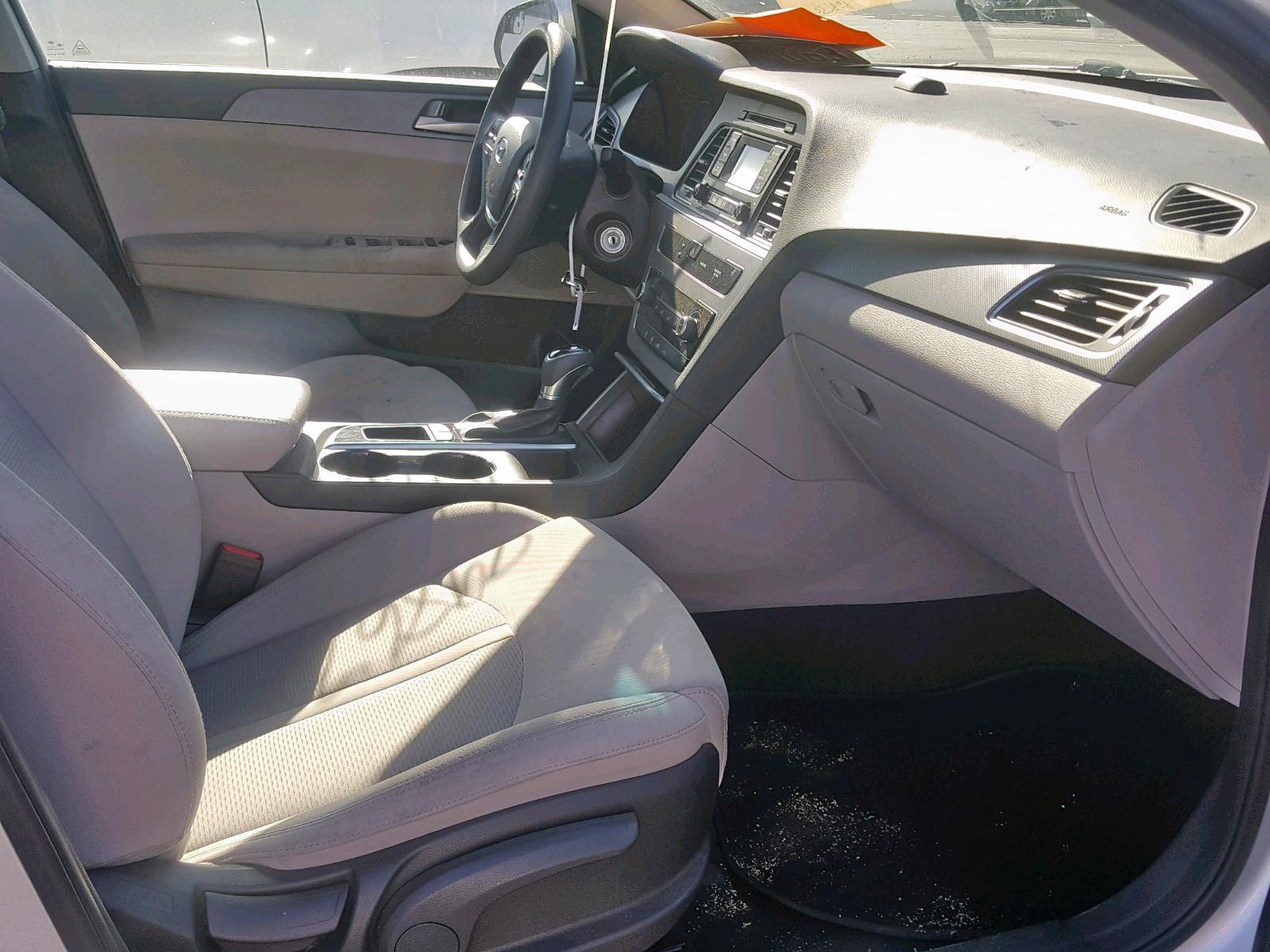 2017 Hyundai Sonata Se - Фото 5