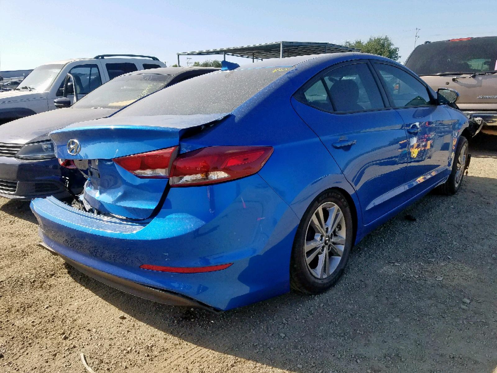 2017 Hyundai Elantra Se - Image 4