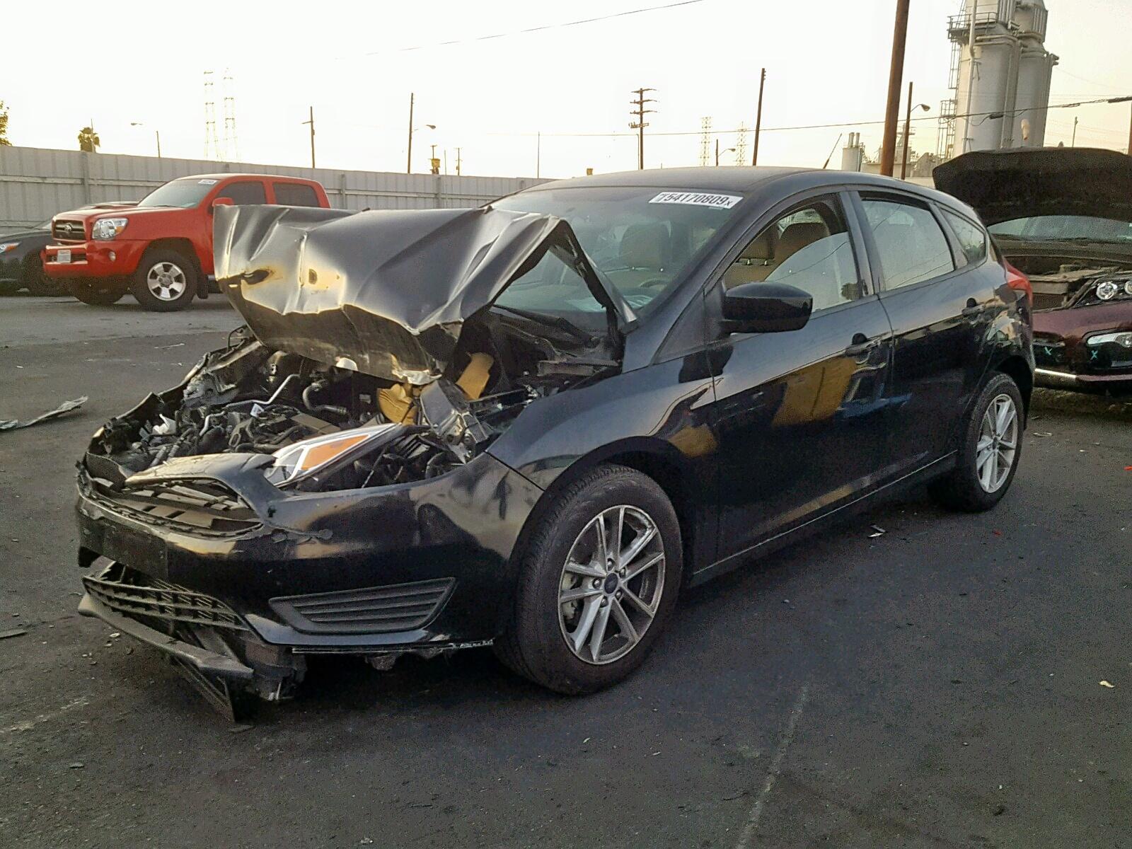 2018 Ford Focus Se - Image 2