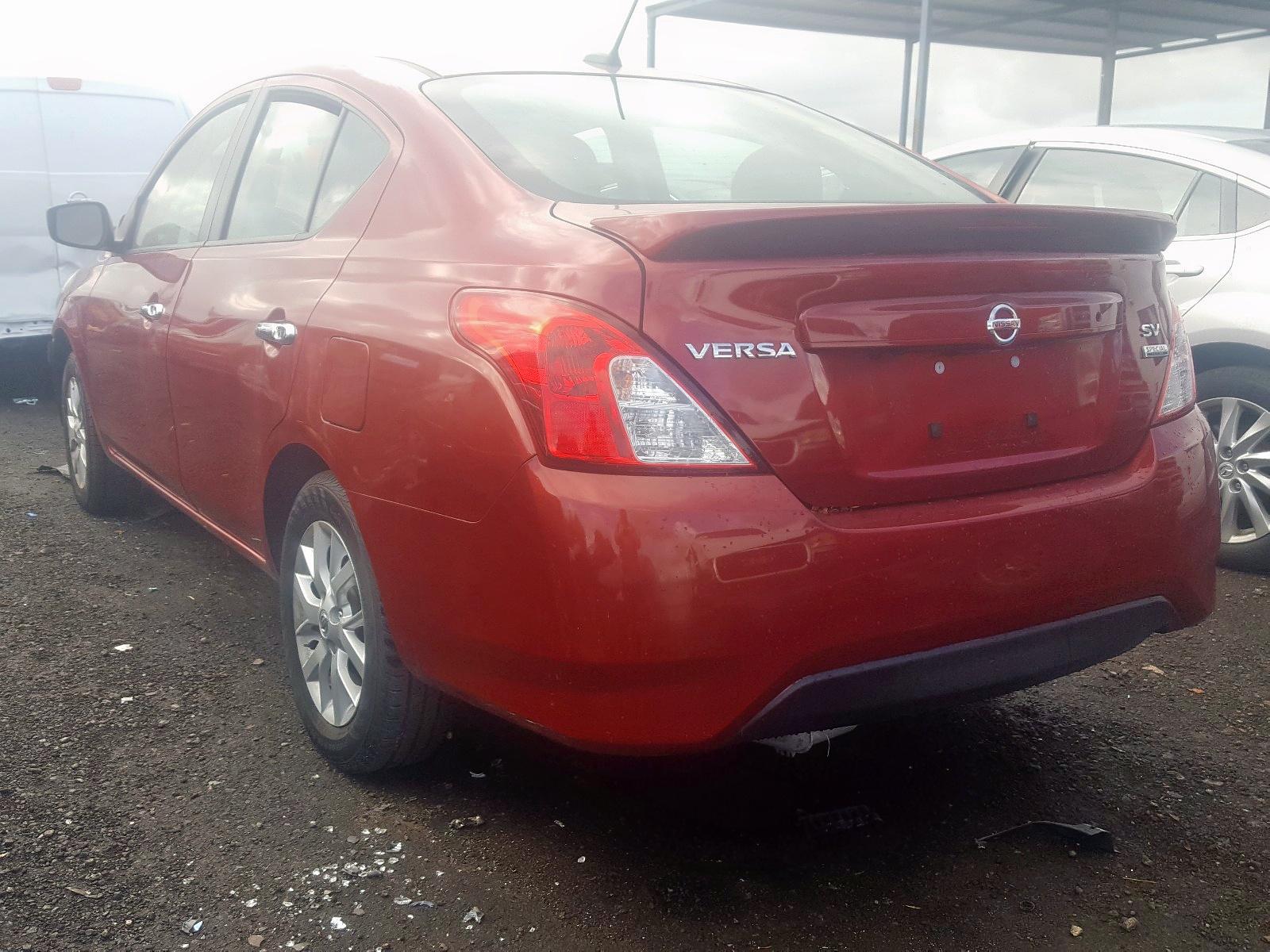 2018 Nissan Versa S - Фото 3