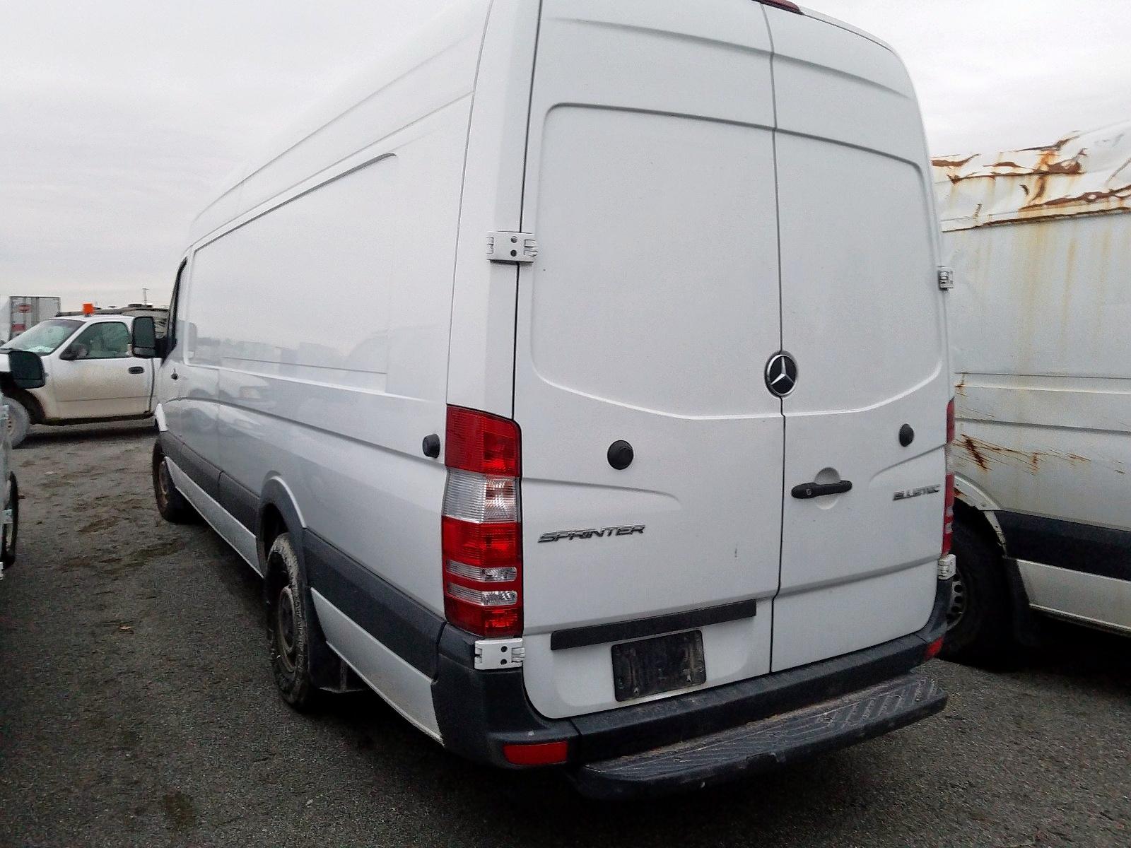 2016 Mercedes-Benz Sprinter 2500 - Image 3