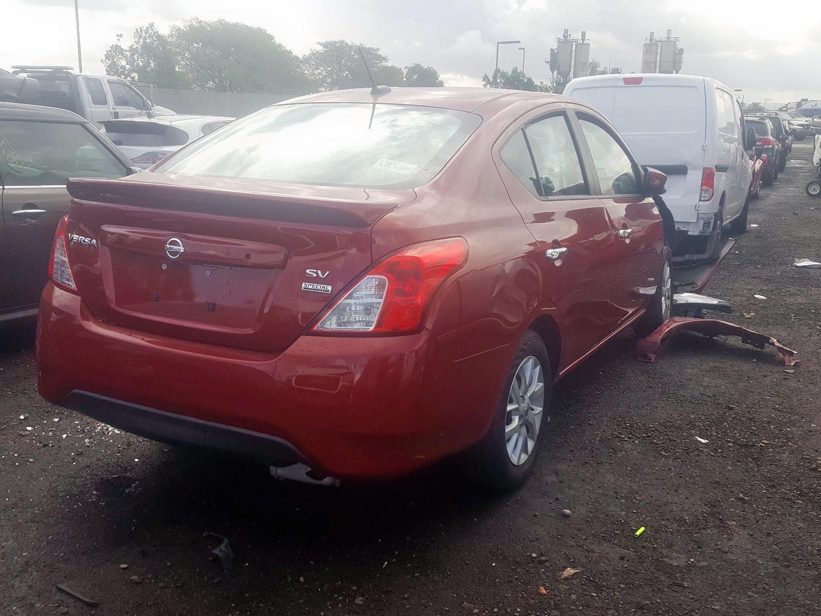 2018 Nissan Versa S - Фото 4