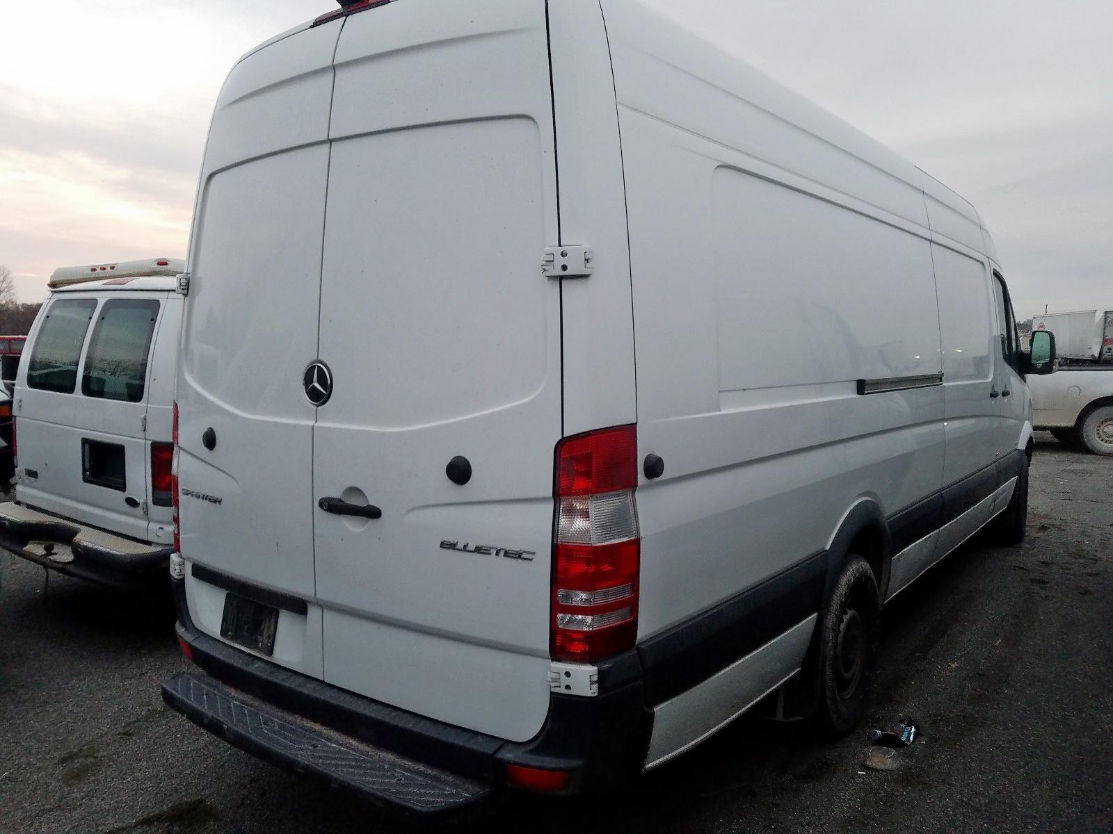 2016 Mercedes-Benz Sprinter 2500 - Image 4