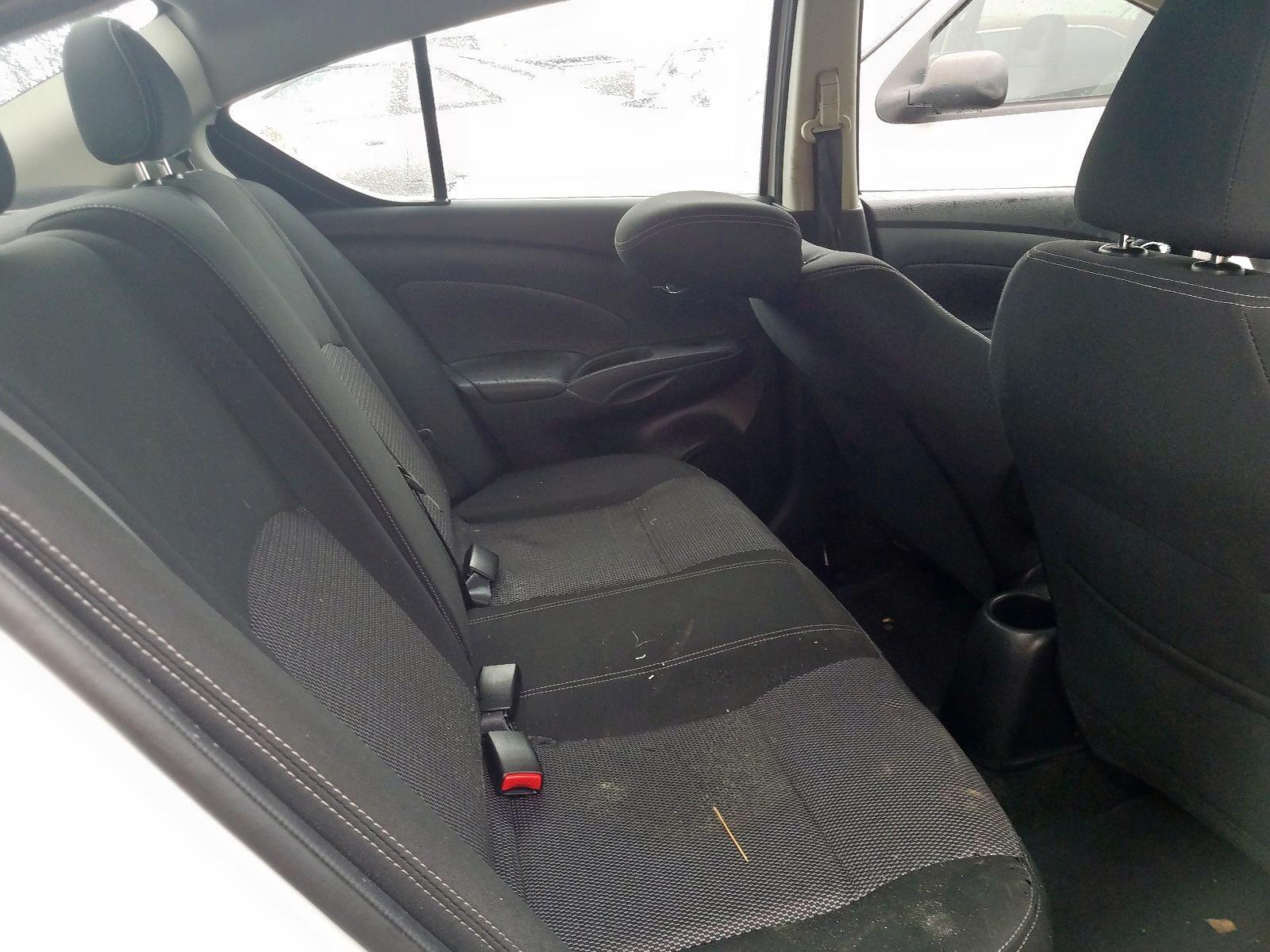 2018 Nissan Versa S - Фото 6