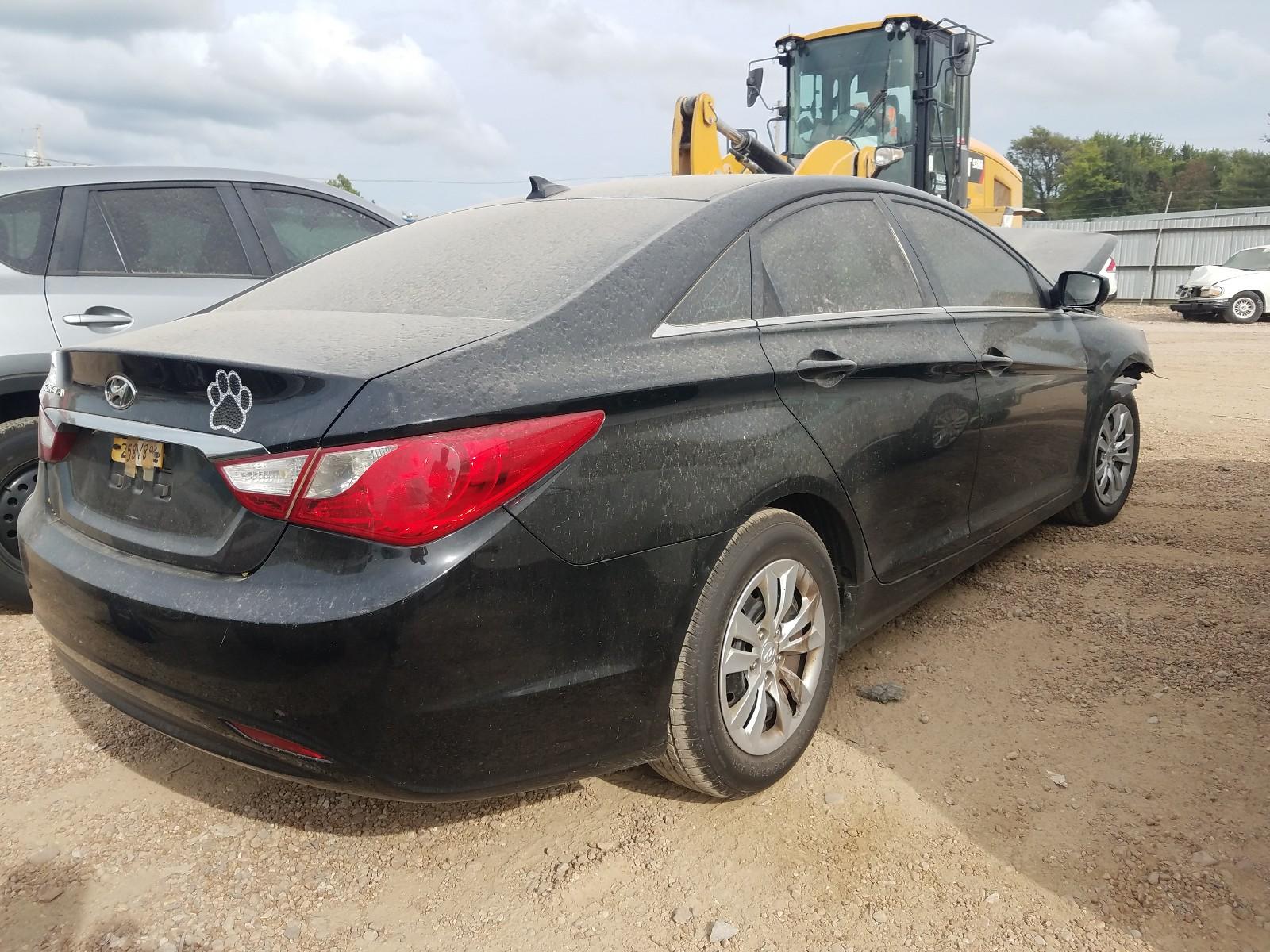 2012 Hyundai Sonata Gls - Image 4