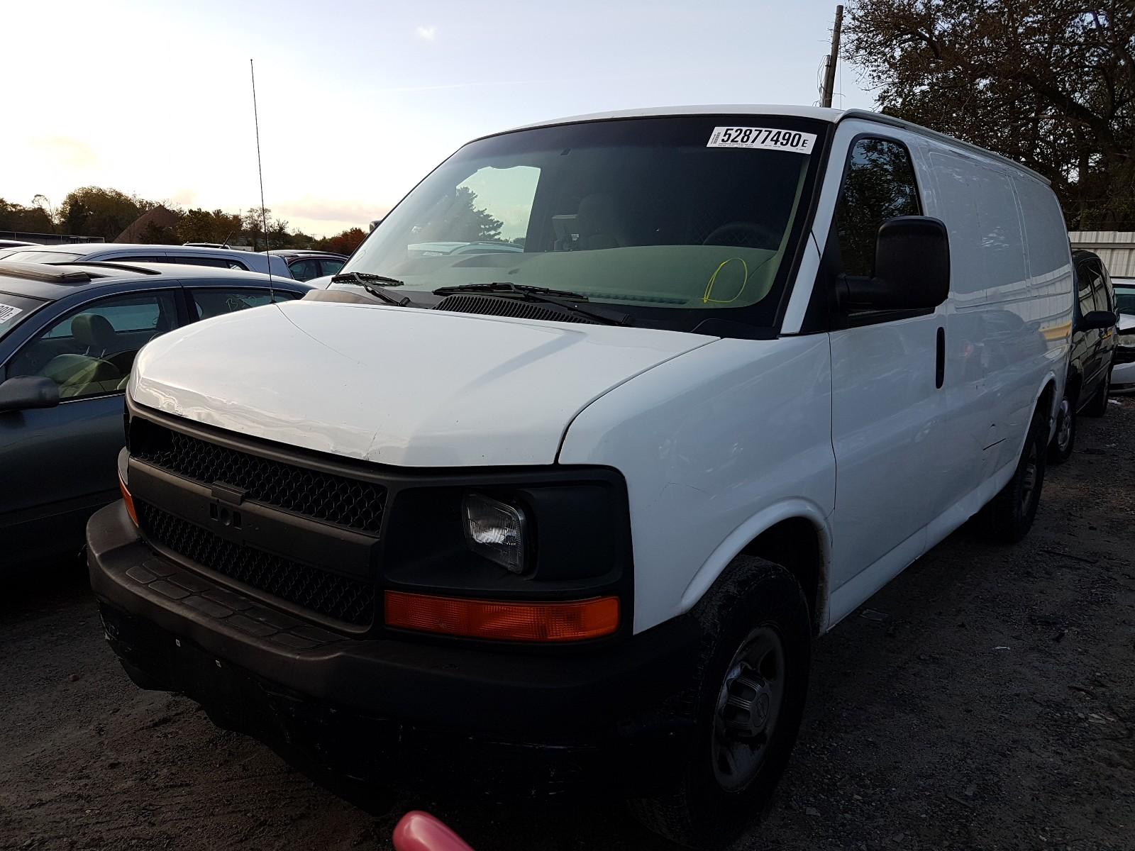 2008 Chevrolet Express G3500 - Image 2