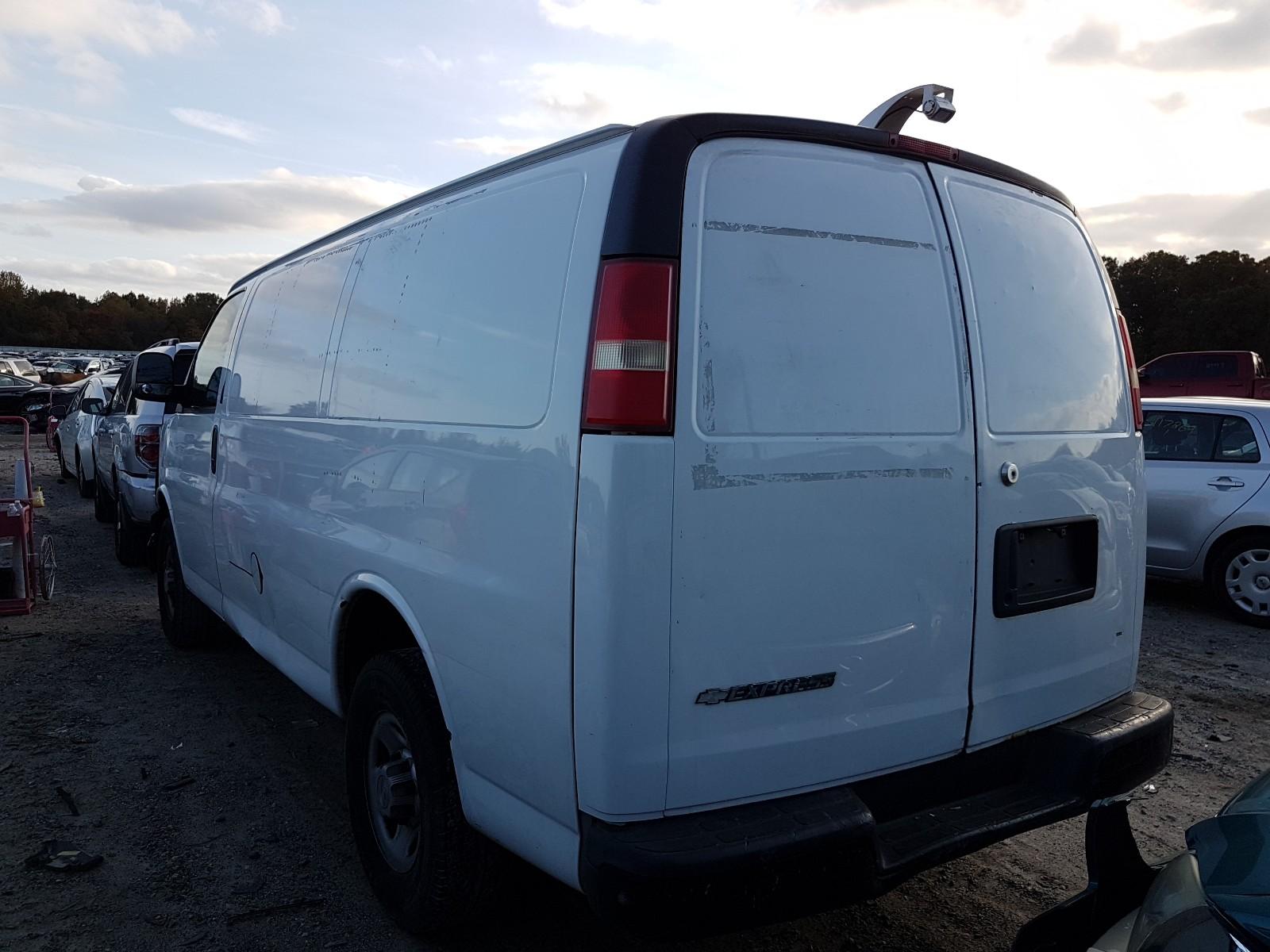 2008 Chevrolet Express G3500 - Image 3