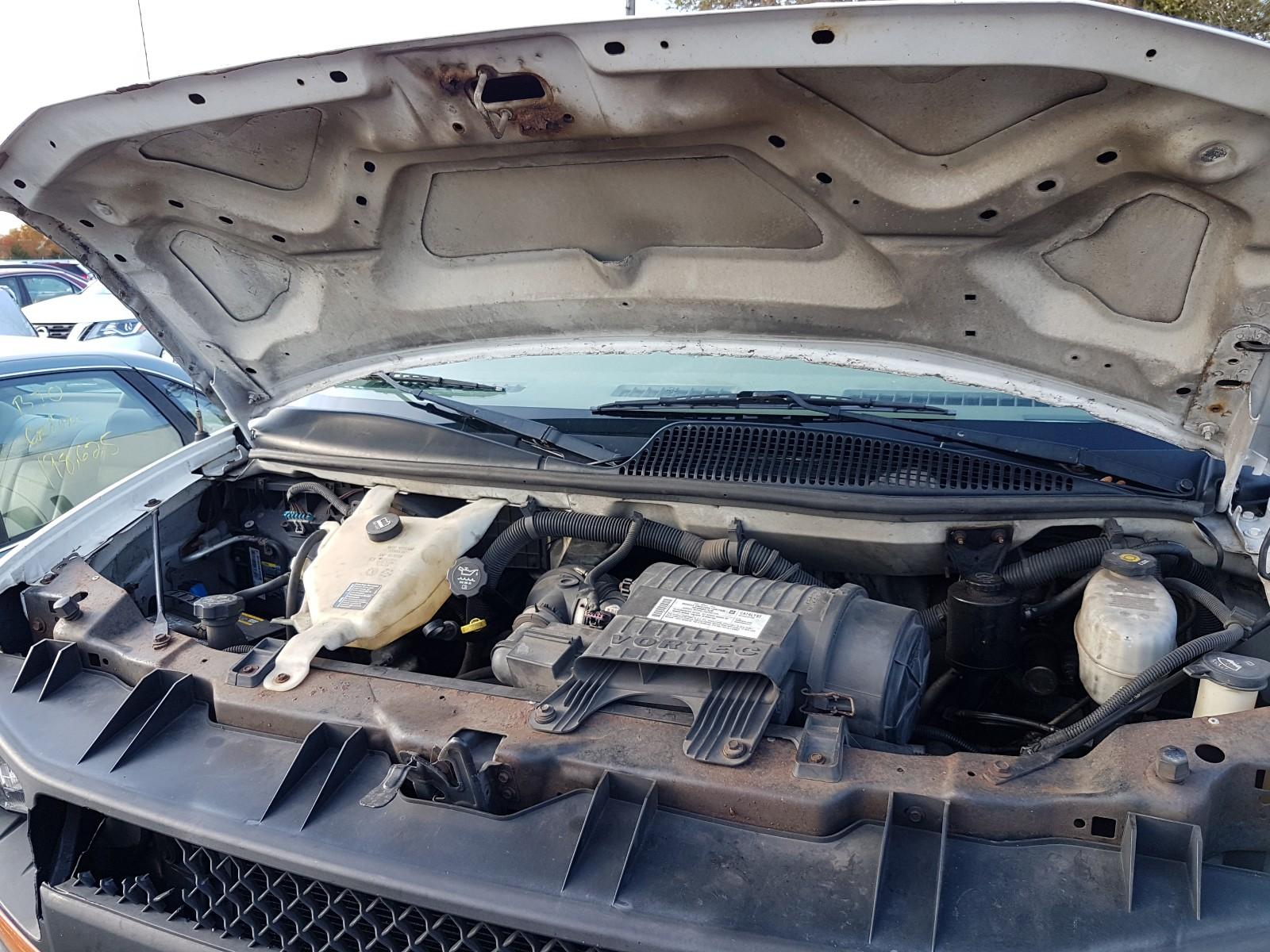 2008 Chevrolet Express G3500 - Image 7