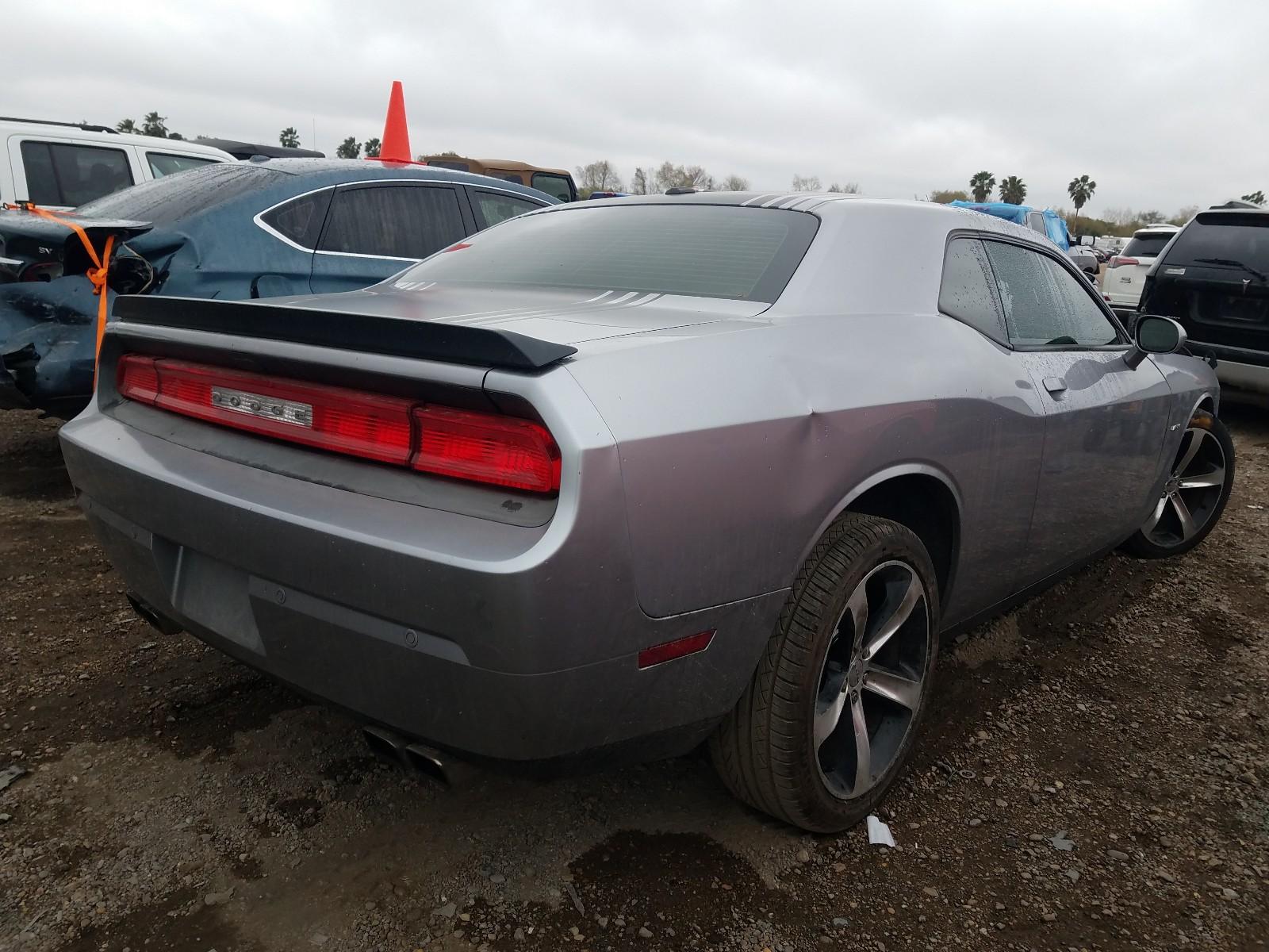 2014 Dodge Challenger R/T - Image 4