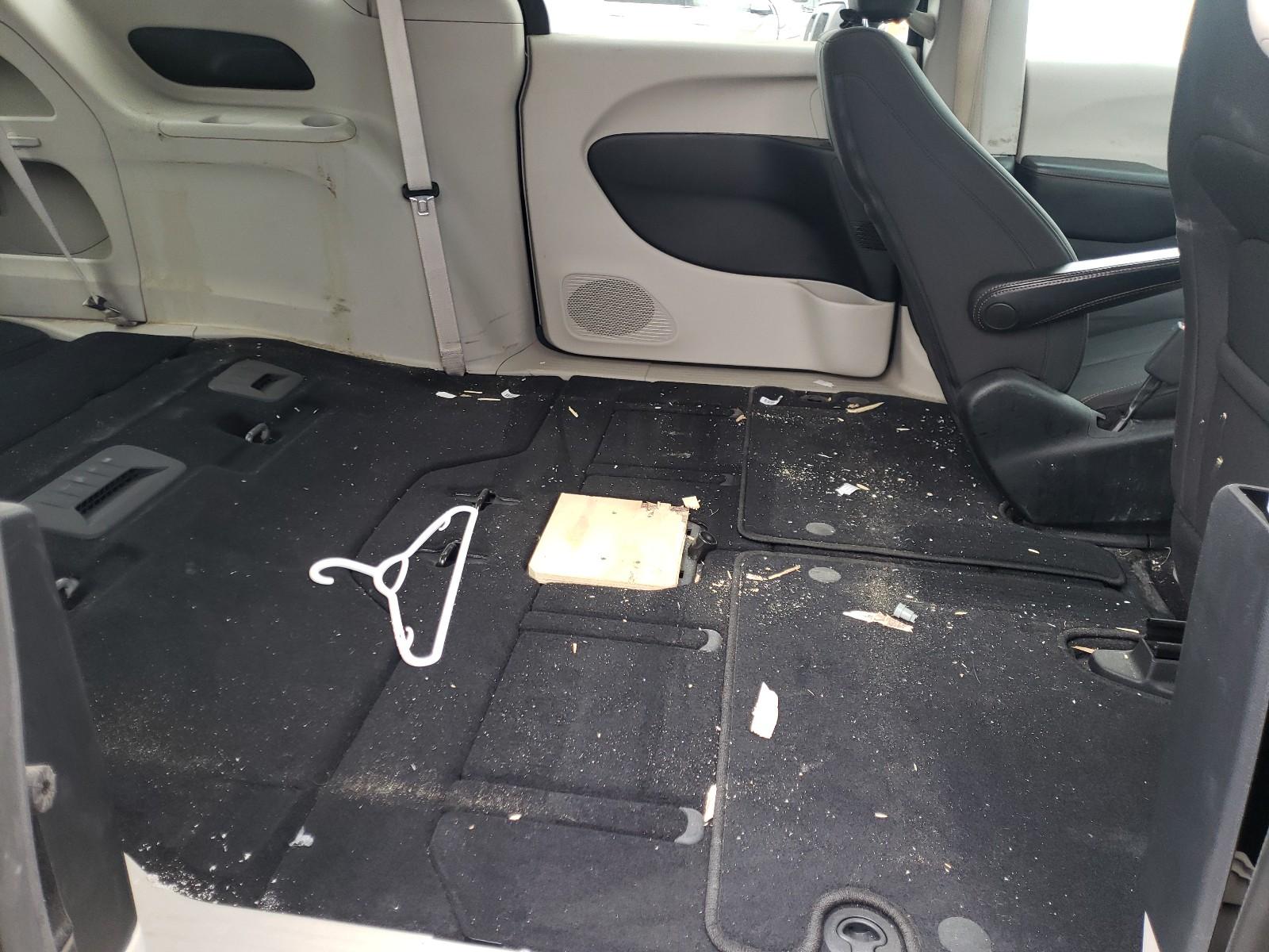 2017 Chrysler Pacifica Touring - Фото 6