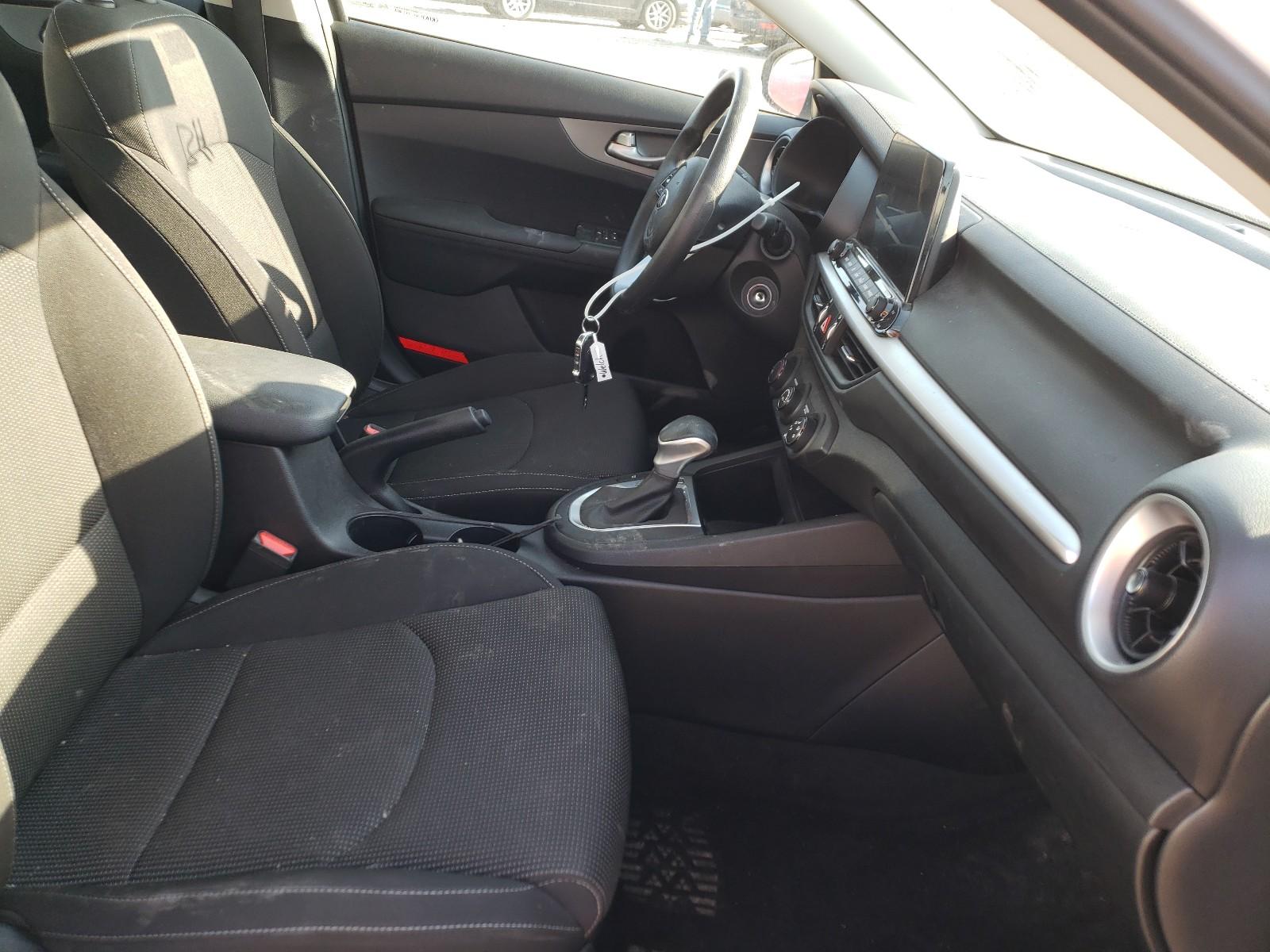 2021 Kia Forte Fe - Image 5
