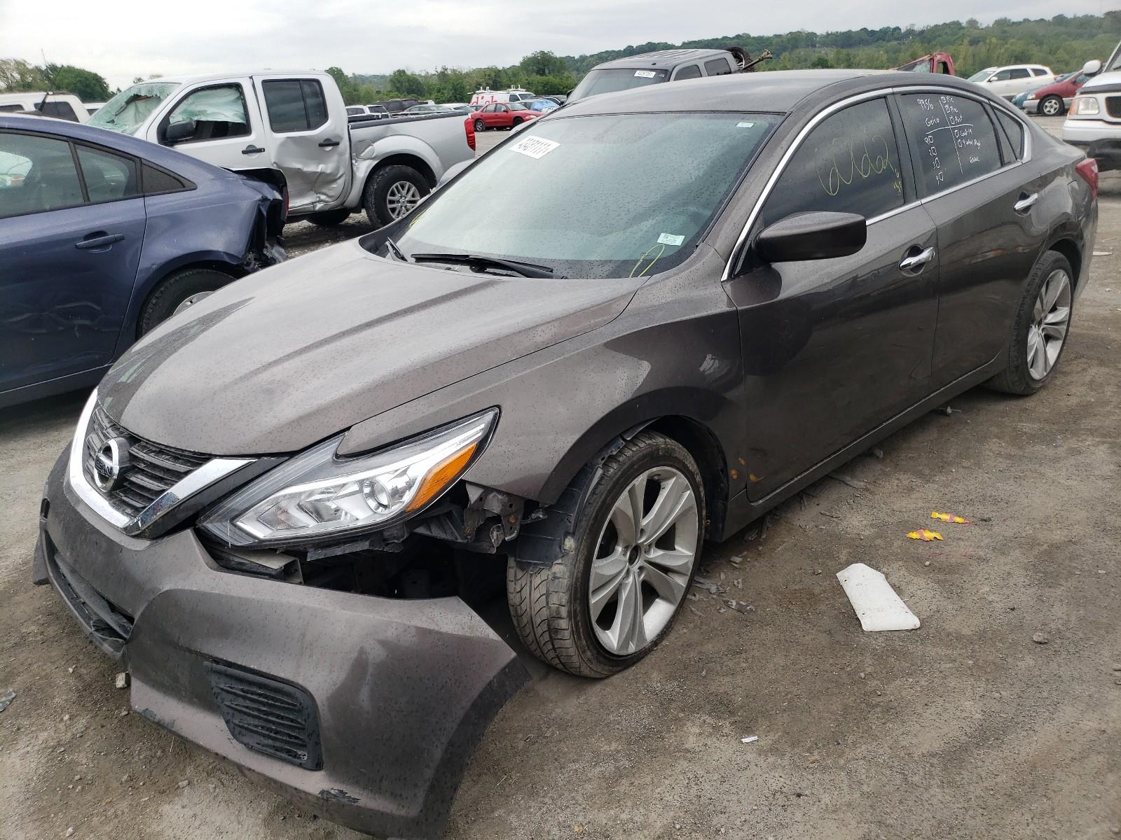 2016 Nissan Altima 2.5 - Фото 2
