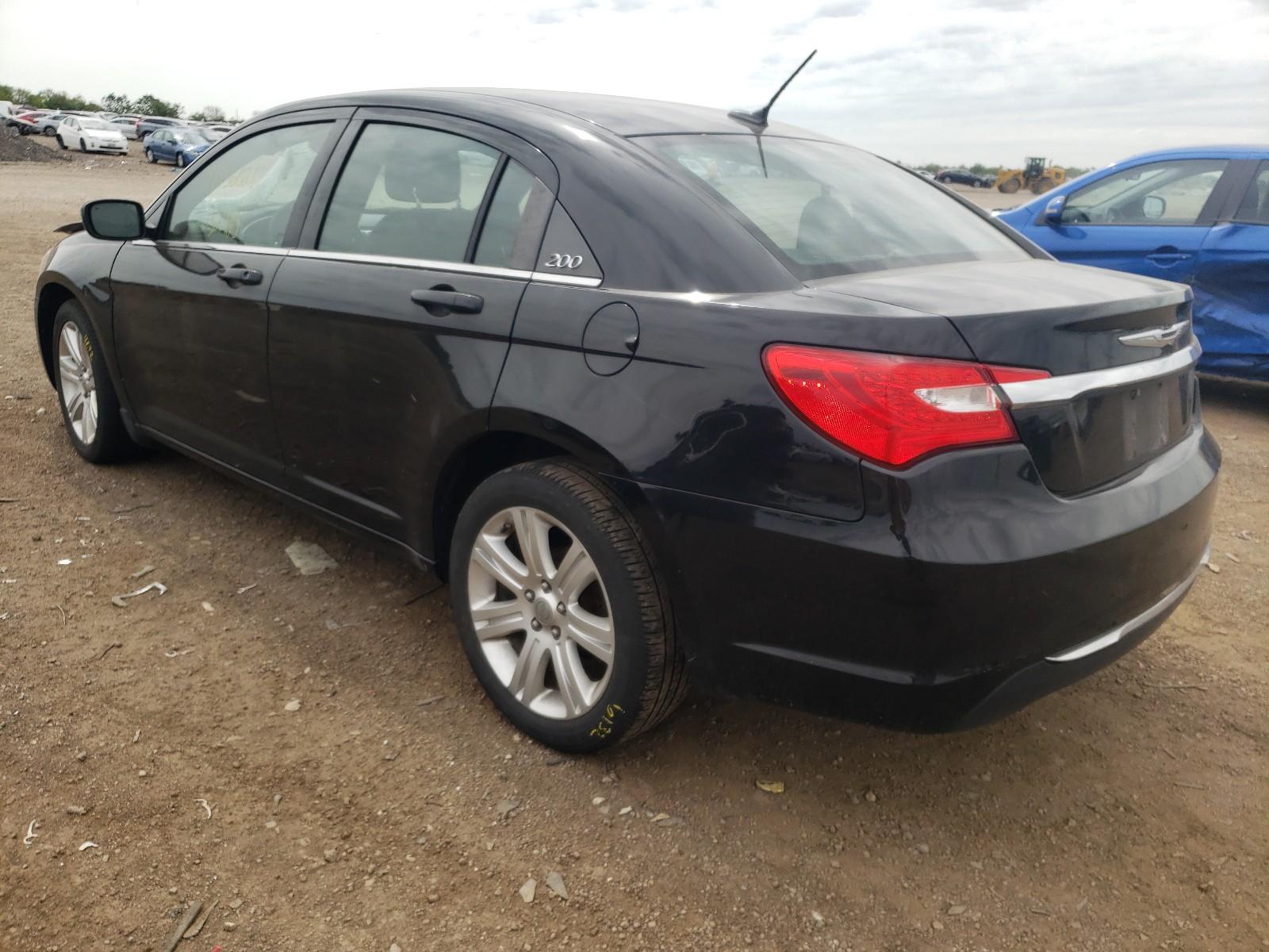 2011 Chrysler 200 Touring - Фото 3