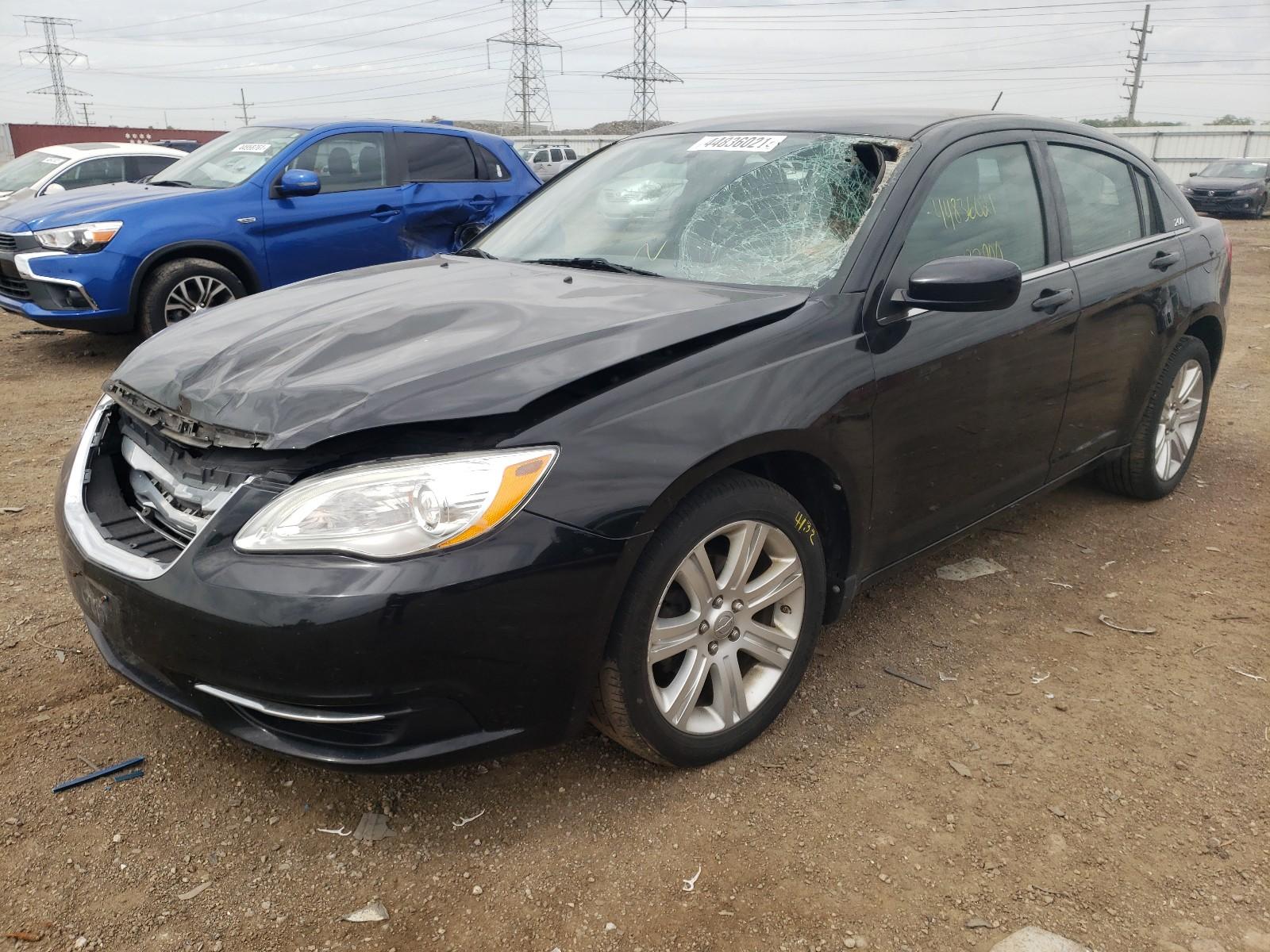 2011 Chrysler 200 Touring - Фото 2
