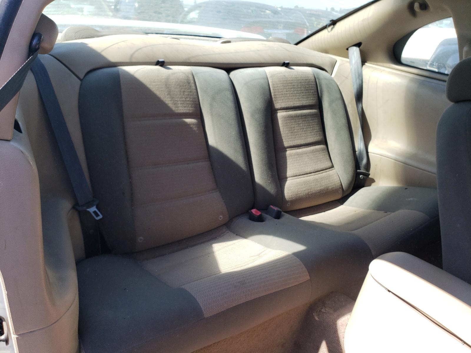 2004 Ford Mustang - Image 6