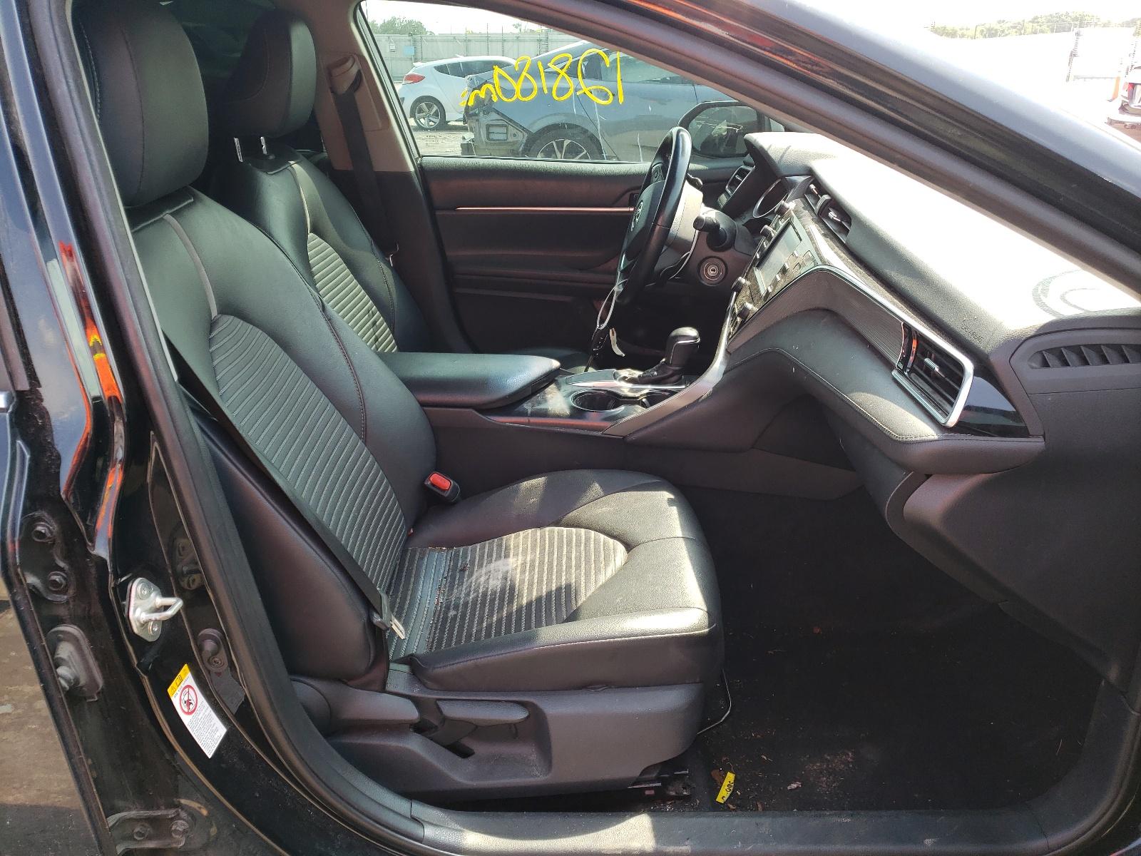 2018 Toyota Camry L - Image 5