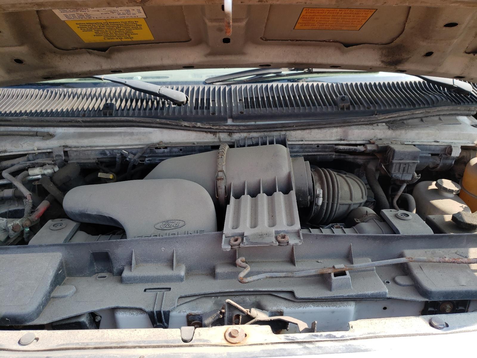 2008 Ford Econoline E450 Super Duty Cutaway Van - Image 7