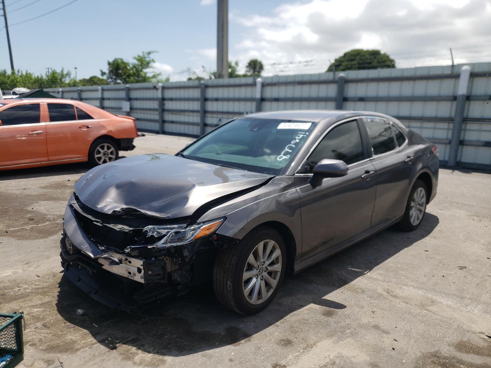2020 Toyota Camry Le - Image 2