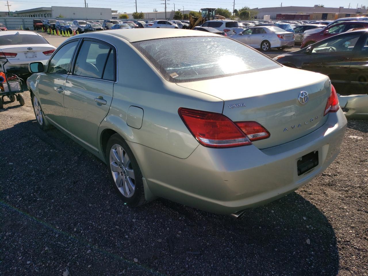2006 Toyota Avalon Xl - Image 3