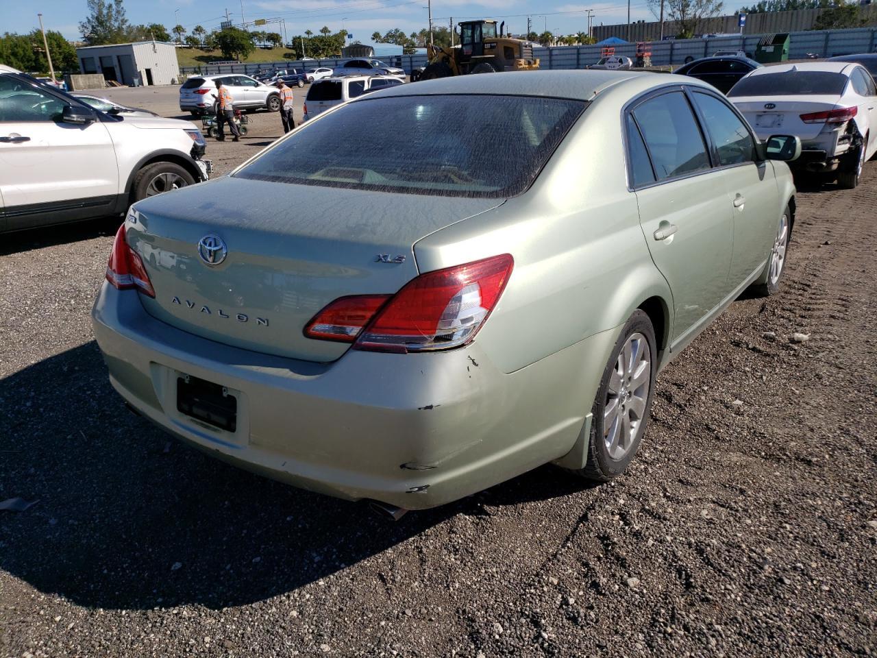 2006 Toyota Avalon Xl - Image 4