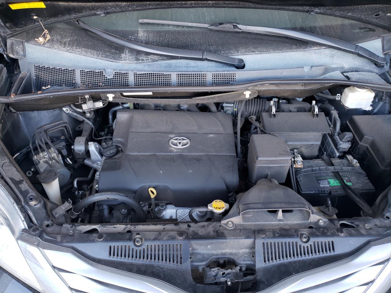 2014 Toyota Sienna Xle - Фото 7