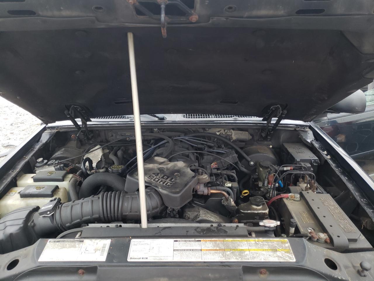 2001 Ford Explorer - Фото 7