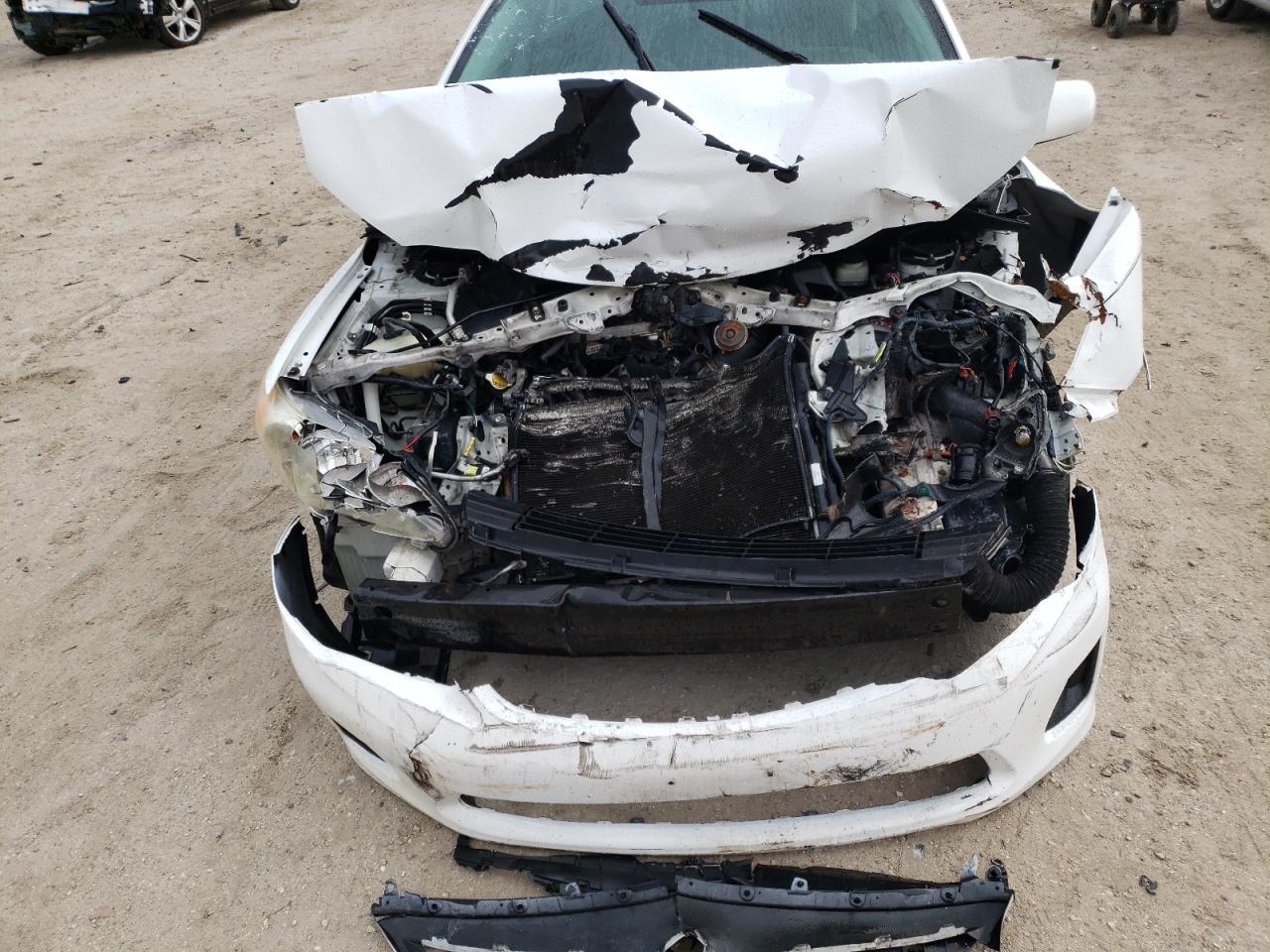 2012 Toyota Corolla Base - Фото 7