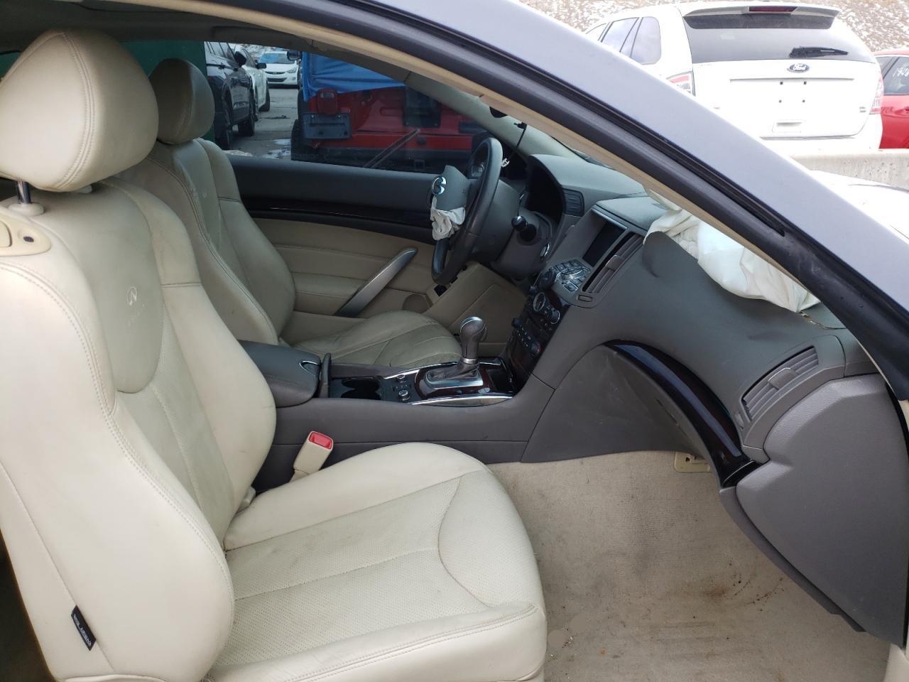 2012 Infiniti G37 - Image 5