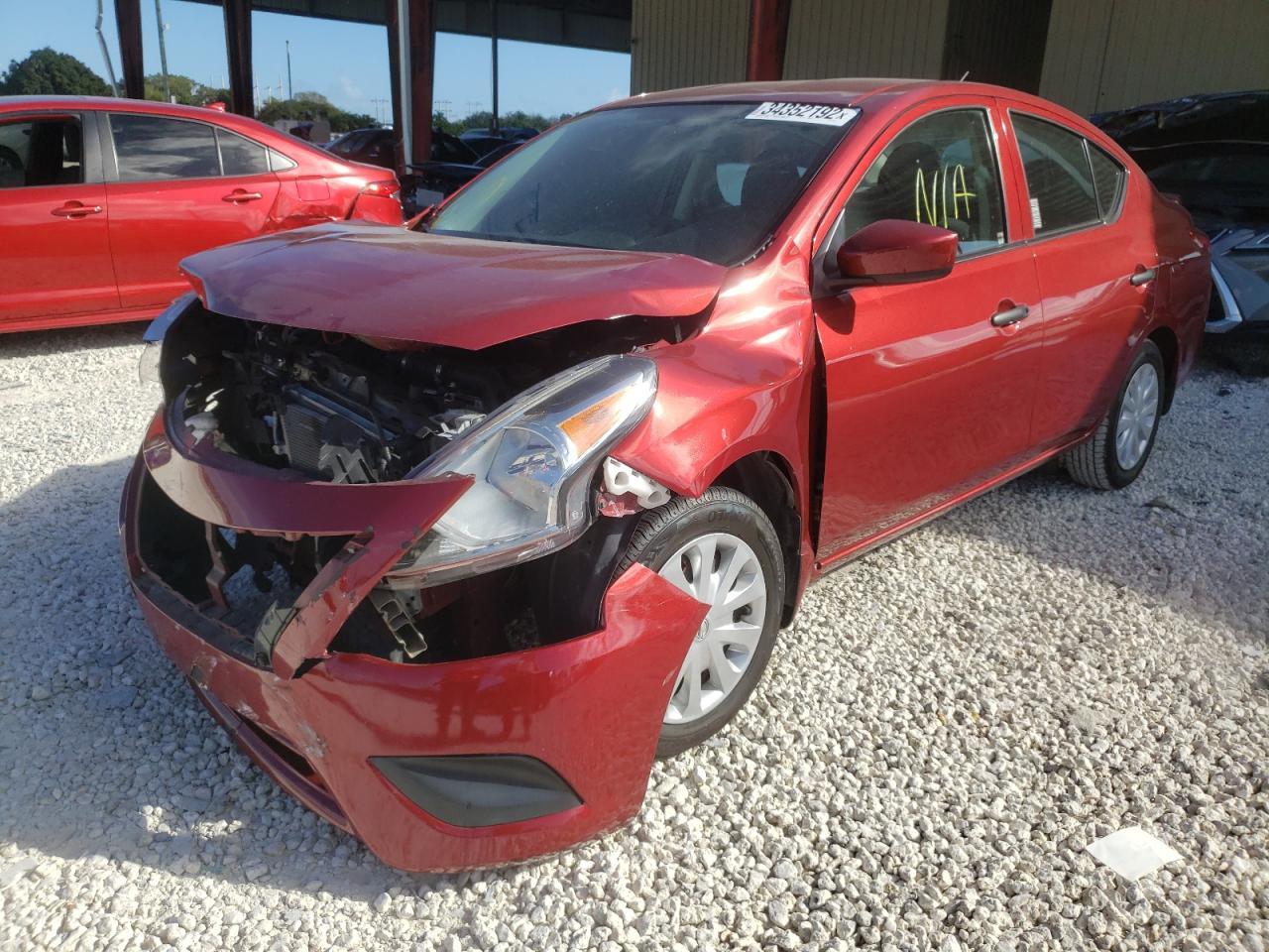 2018 Nissan Versa S - Фото 2