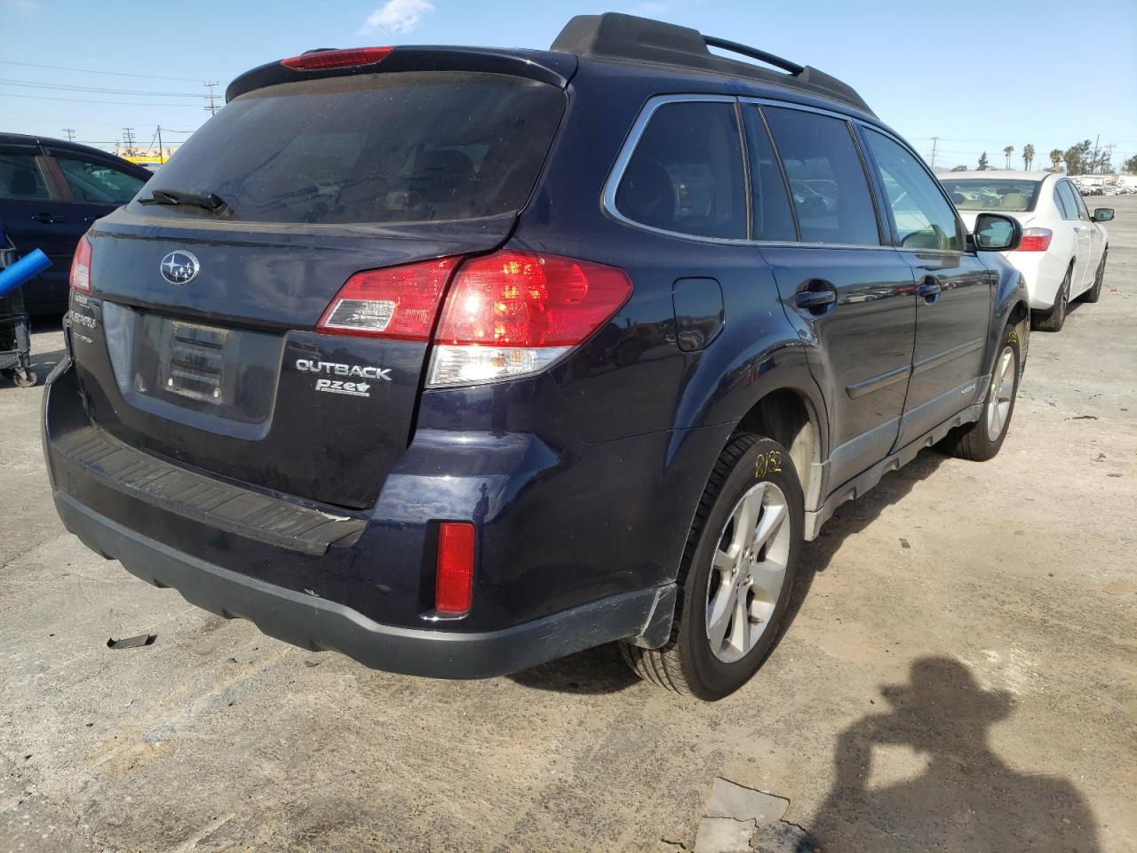 2013 Subaru Outback 2.5I Premium - Фото 4