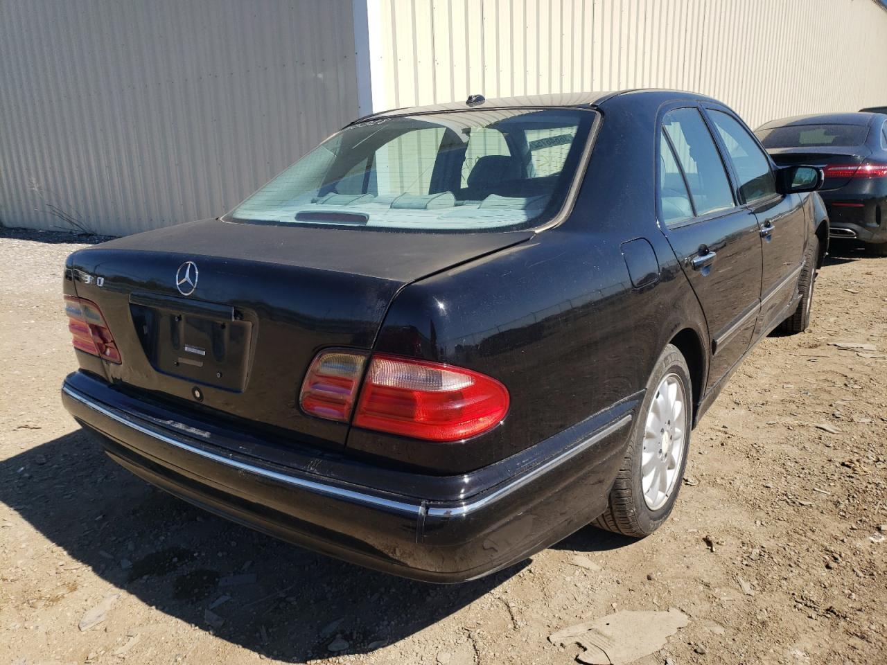 2001 Mercedes-Benz E 320 - Image 4