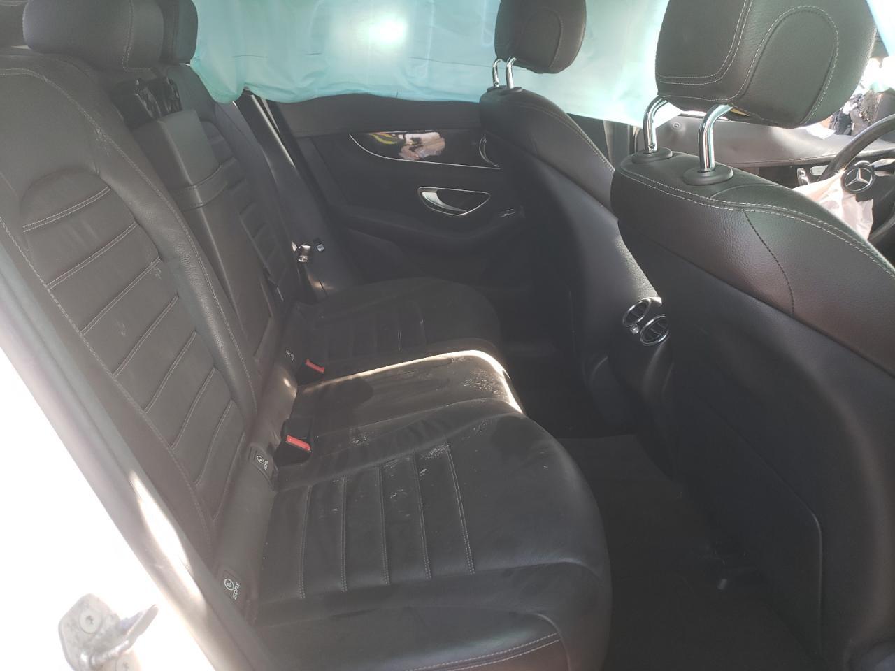 2017 Mercedes-Benz Glc 300 4Matic - Фото 6