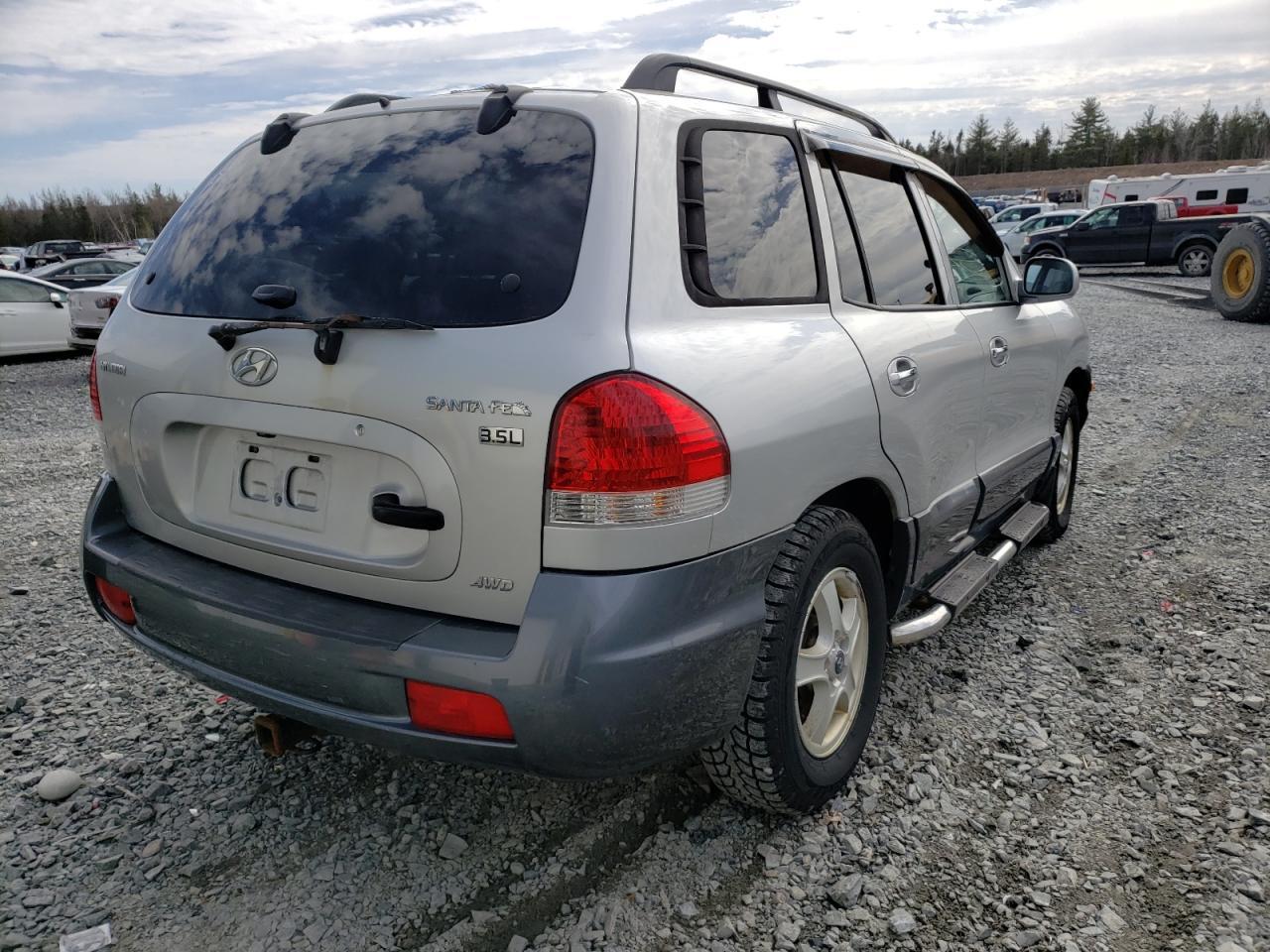 2005 Hyundai Santa Fe - Фото 4