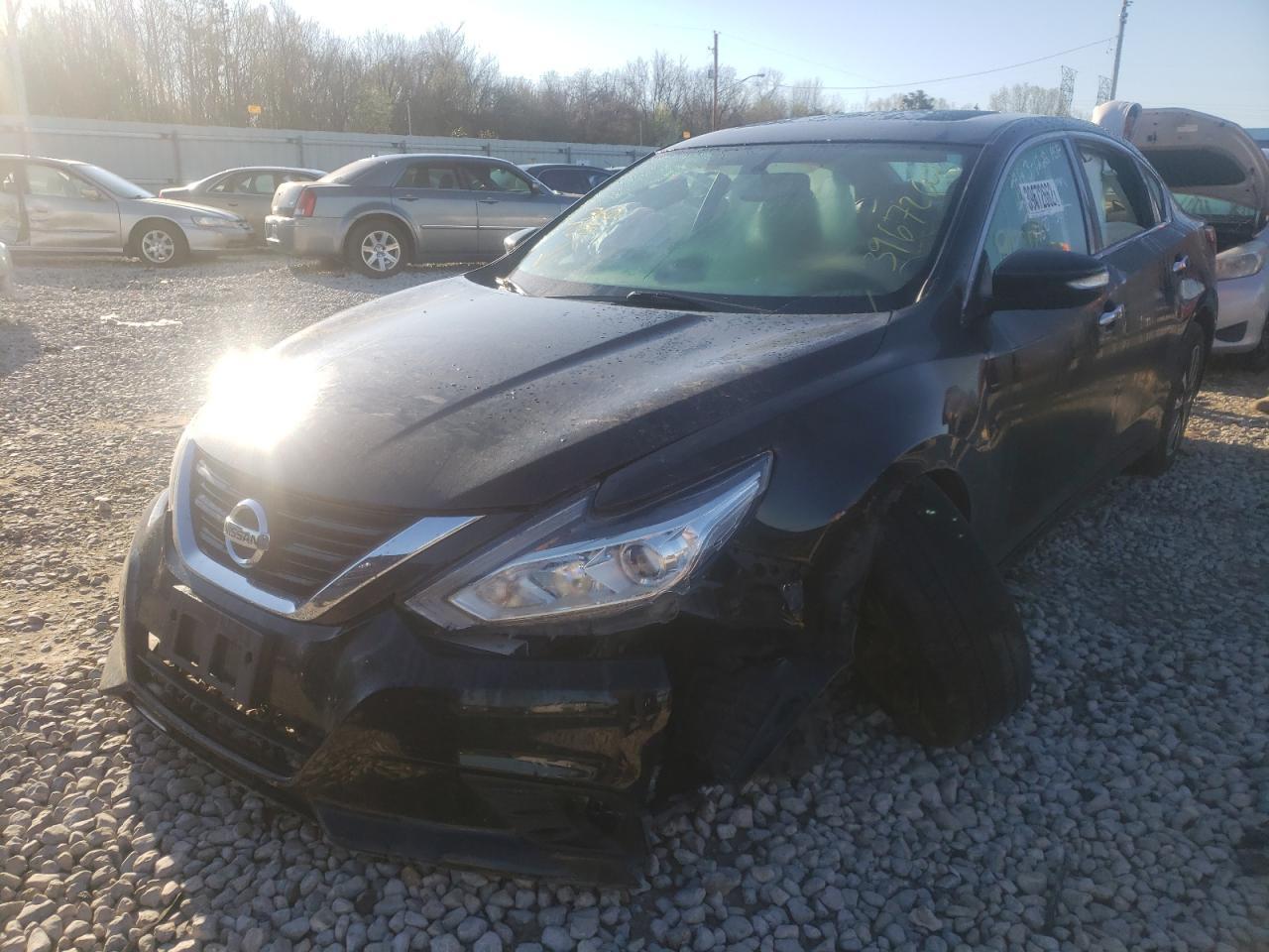 2017 Nissan Altima 2.5 - Фото 2
