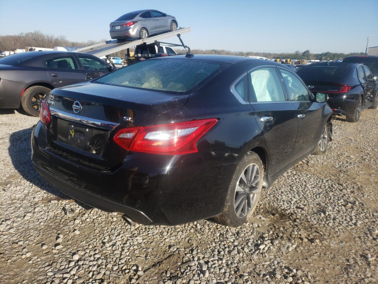 2017 Nissan Altima 2.5 - Фото 4