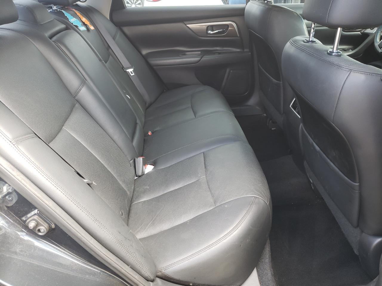 2015 Nissan Altima 2.5 - Image 6