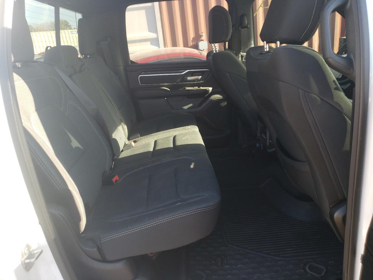 2020 Ram 1500 - Фото 6