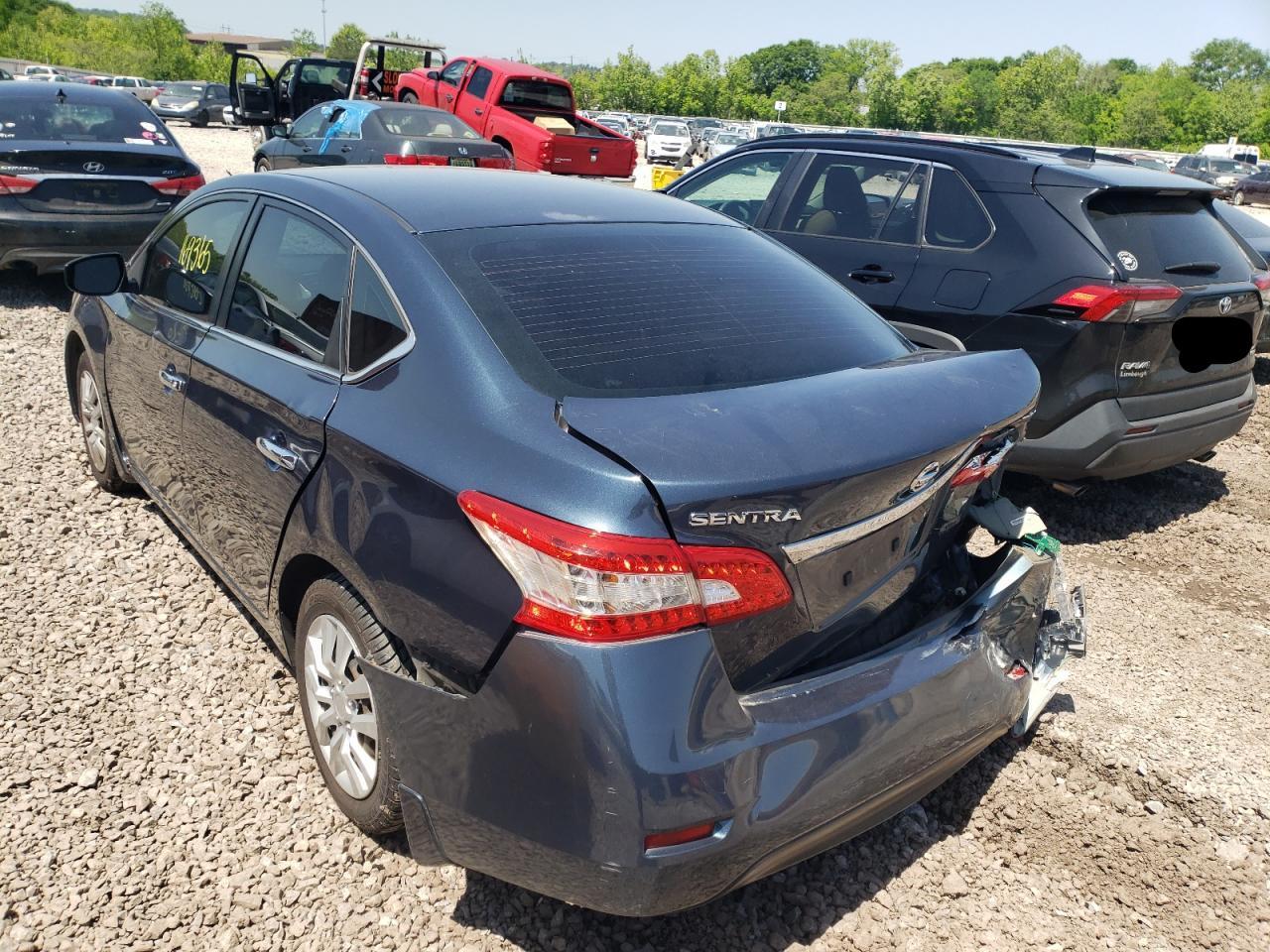 2014 Nissan Sentra S - Фото 3