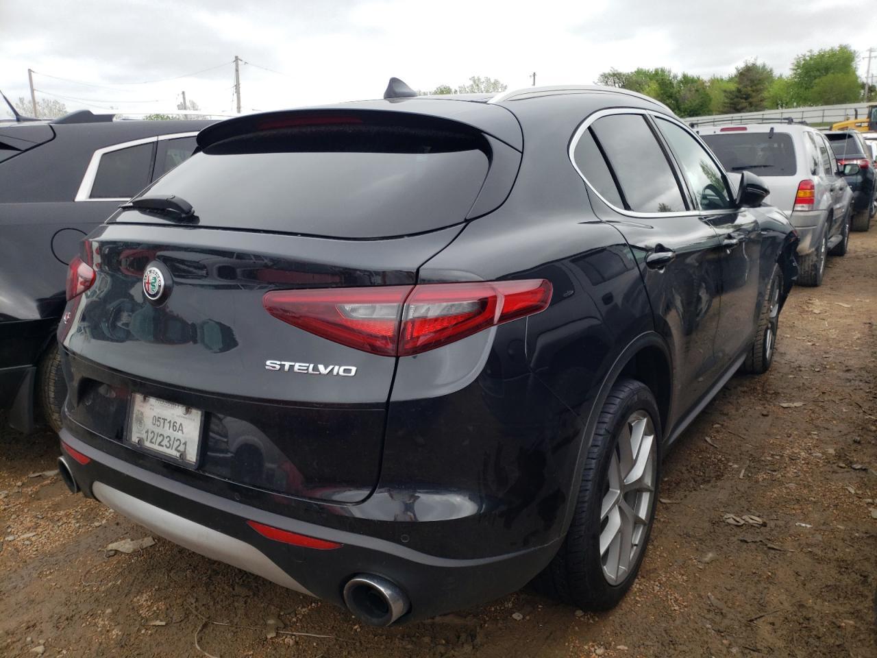 2018 Alfa Romeo Stelvio Ti Luxury - Фото 4