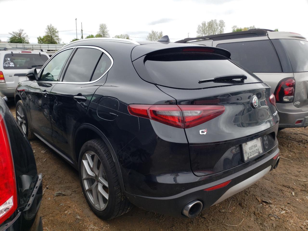 2018 Alfa Romeo Stelvio Ti Luxury - Фото 3