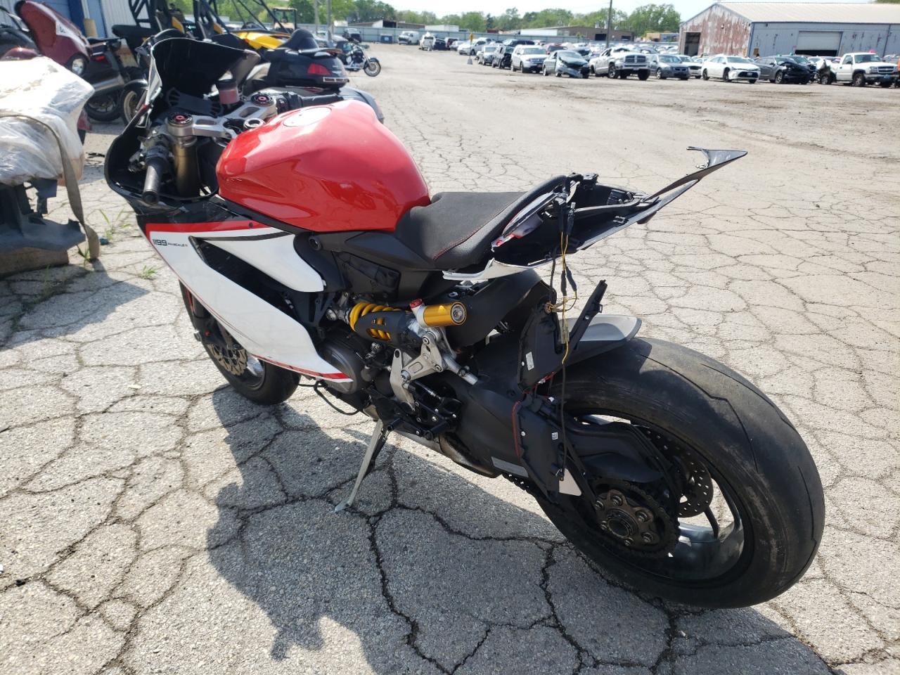 2013 Ducati Superbike 1199 Panigale - Фото 3