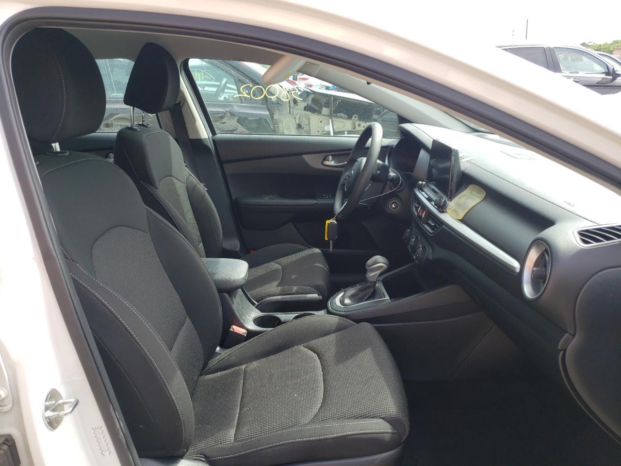 2020 Kia Forte Fe - Image 5
