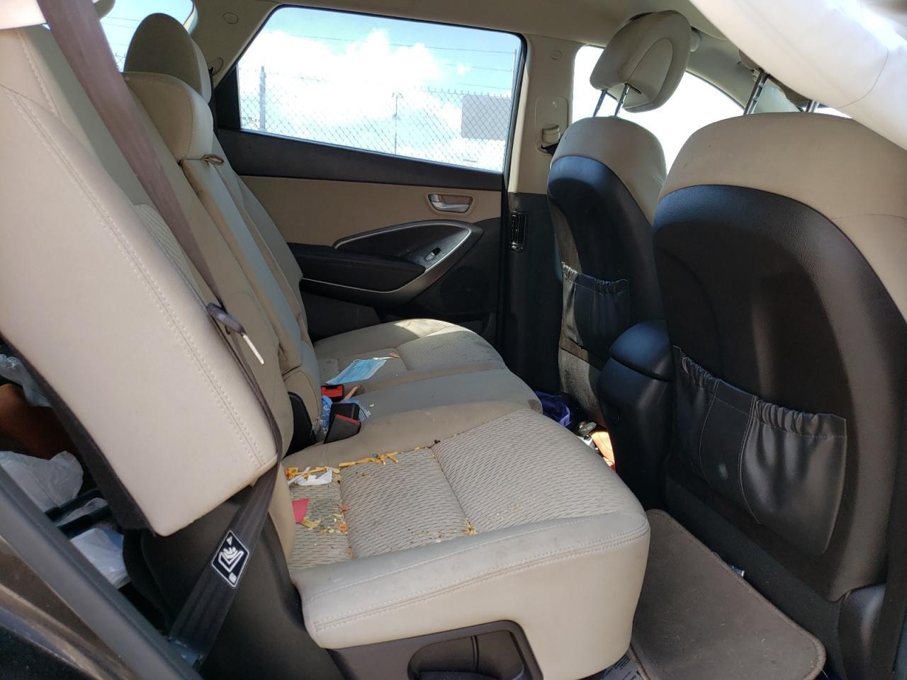 2017 Hyundai Santa Fe Se - Фото 6